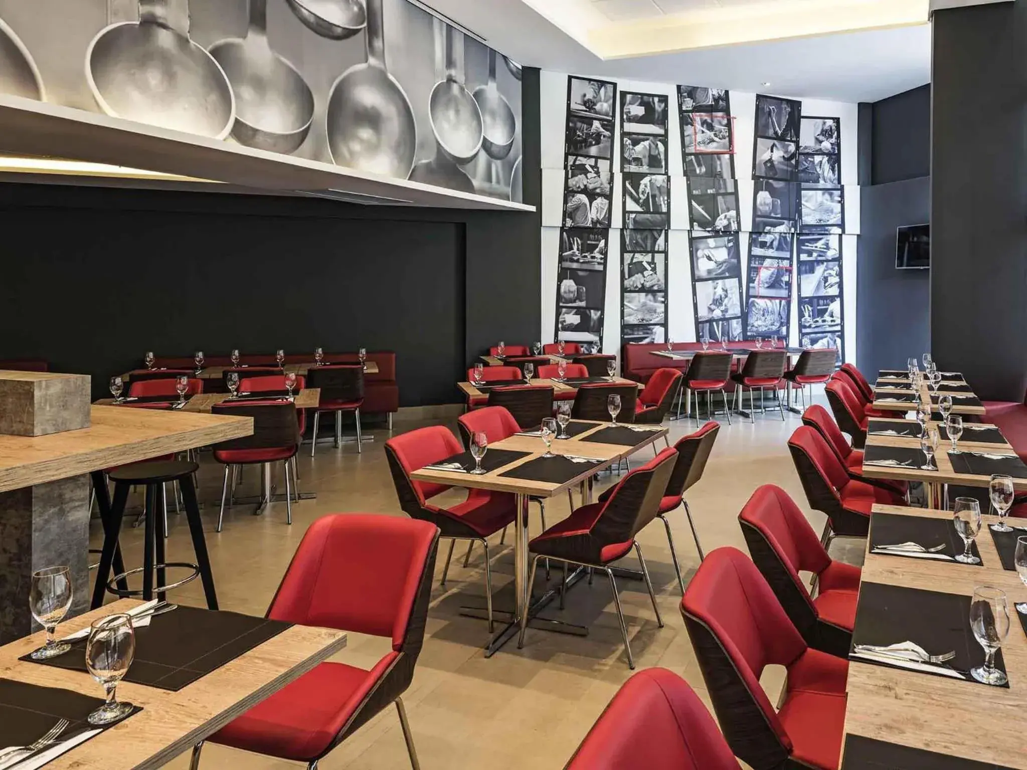 Restaurant/places to eat in ibis Santos Valongo Restaurant/places to eat in ibis Santos Valongo