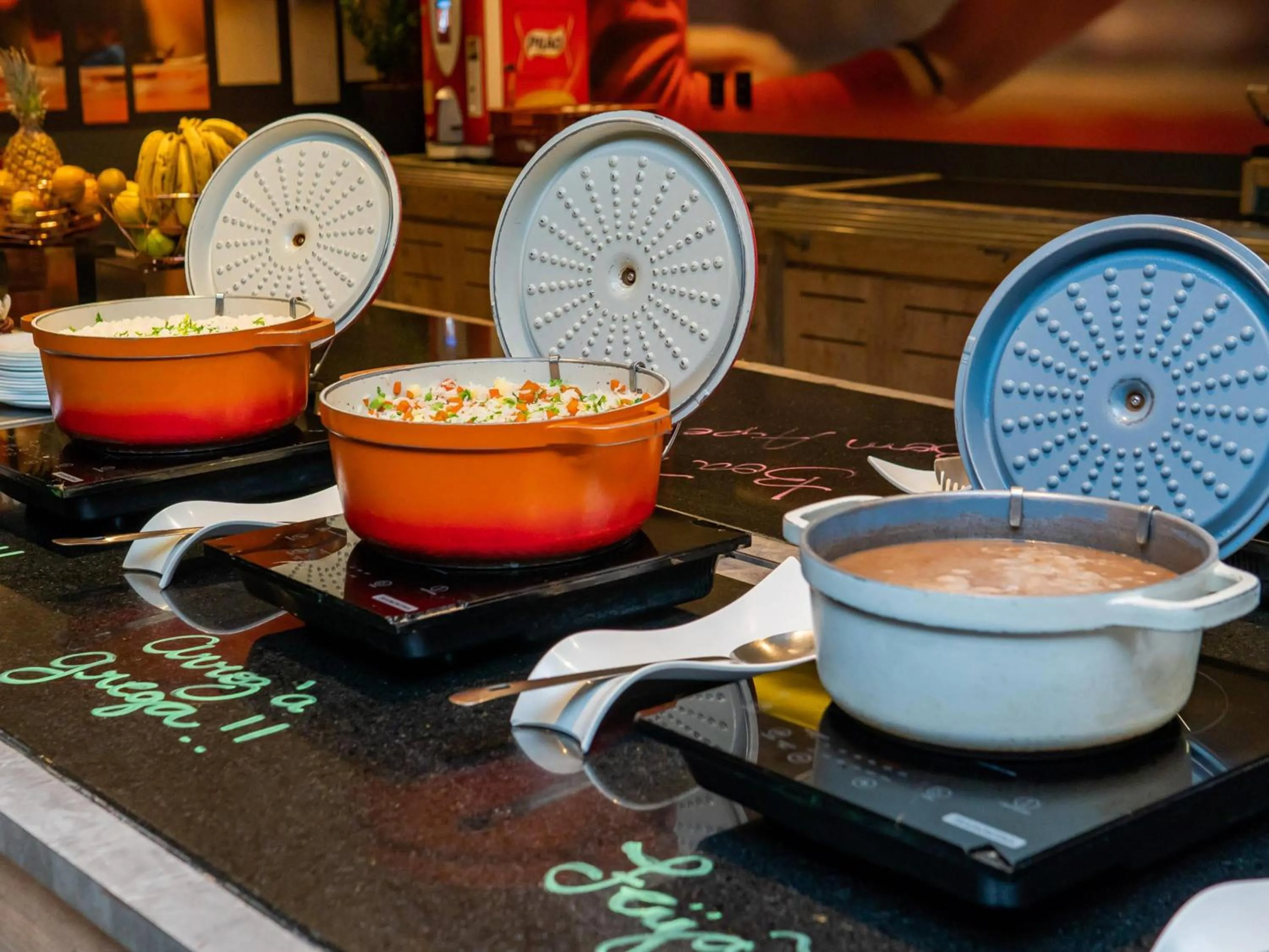 Restaurant/places to eat in ibis Santos Valongo