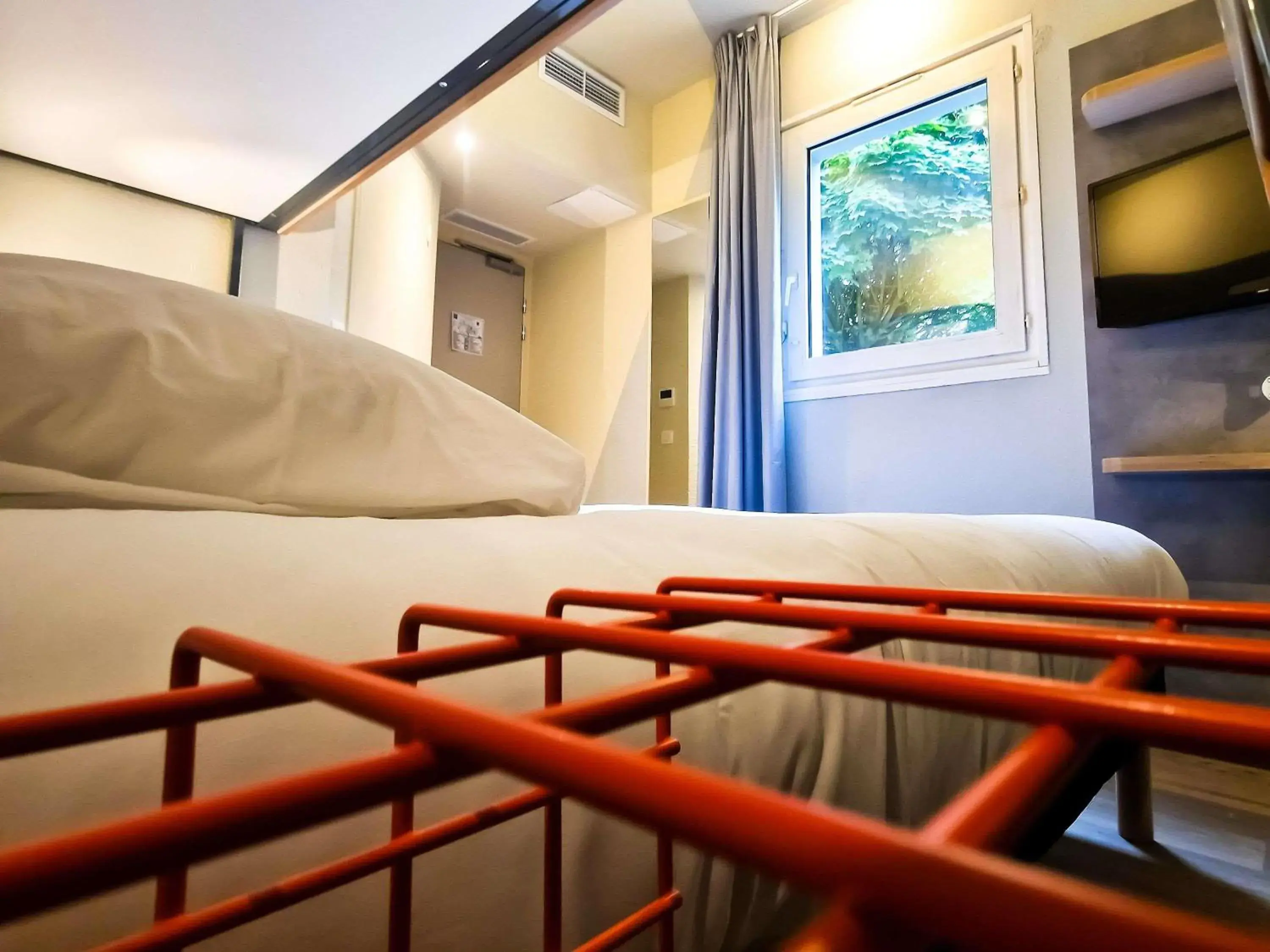 Bedroom, Bed in ibis Budget Lille Marcq En Baroeul Bedroom, Bed in ibis Budget Lille Marcq En Baroeul