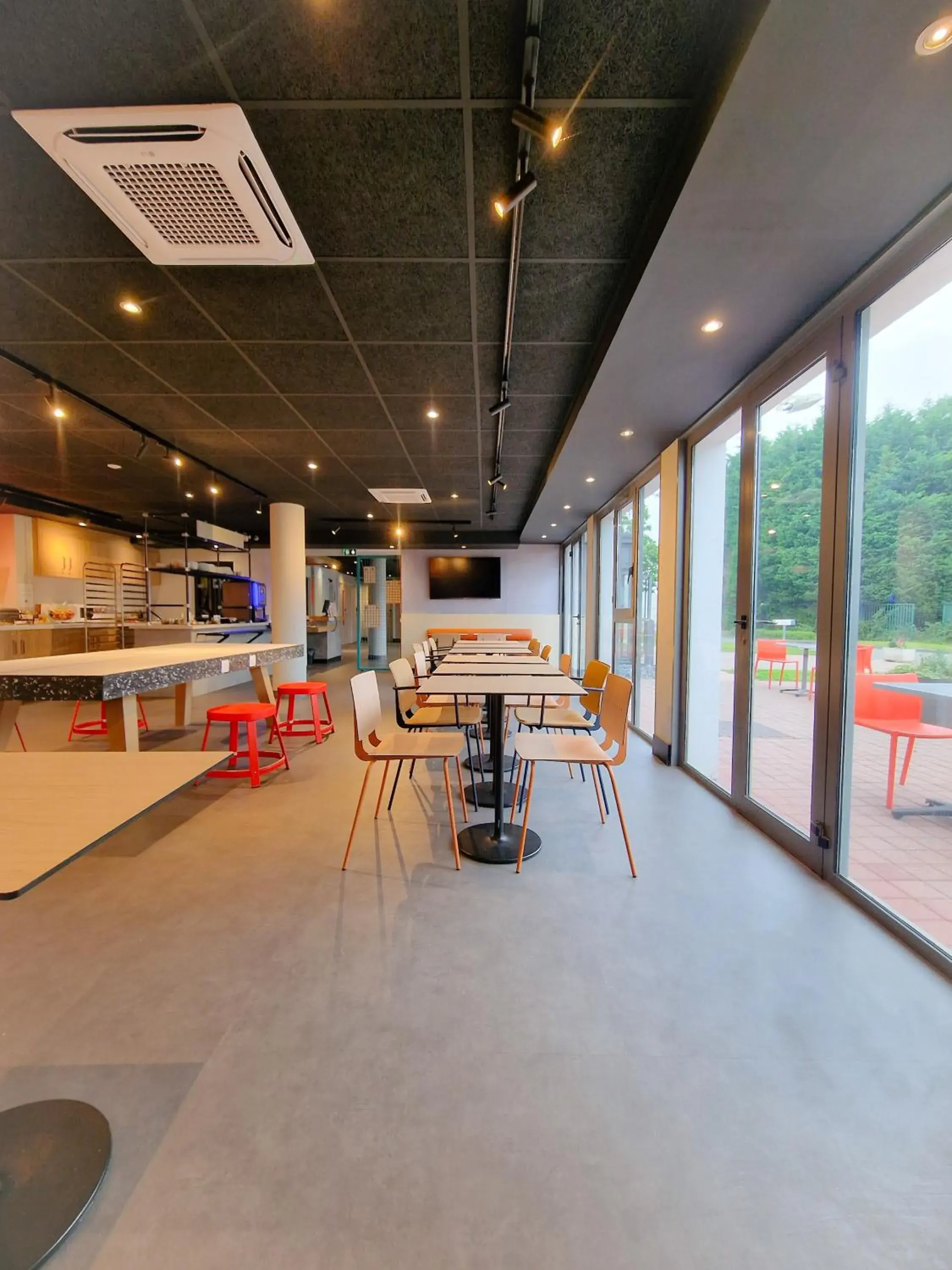 Restaurant/places to eat in ibis Budget Lille Marcq En Baroeul Restaurant/places to eat in ibis Budget Lille Marcq En Baroeul