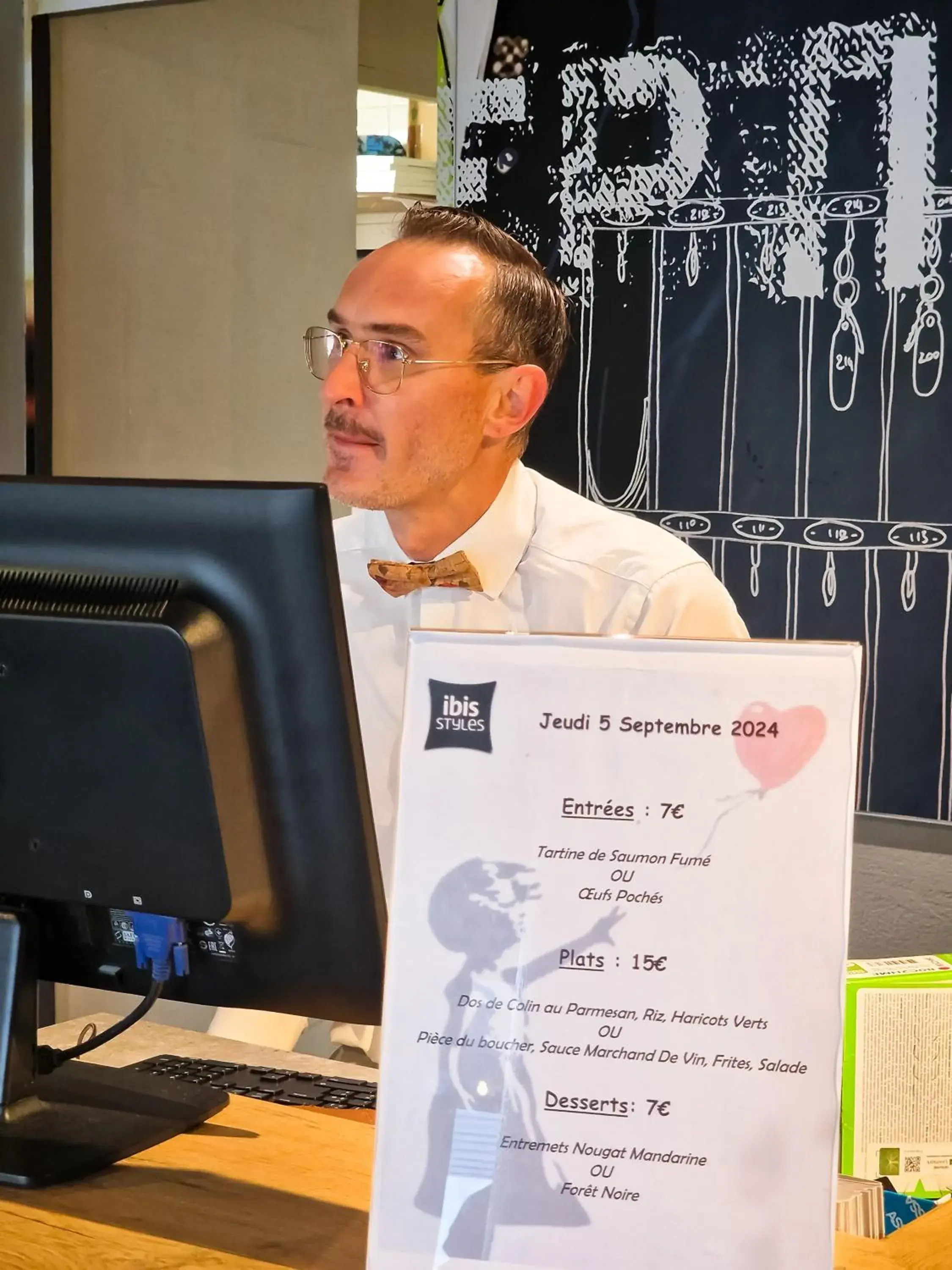 Lobby or reception in ibis Budget Lille Marcq En Baroeul Lobby or reception in ibis Budget Lille Marcq En Baroeul