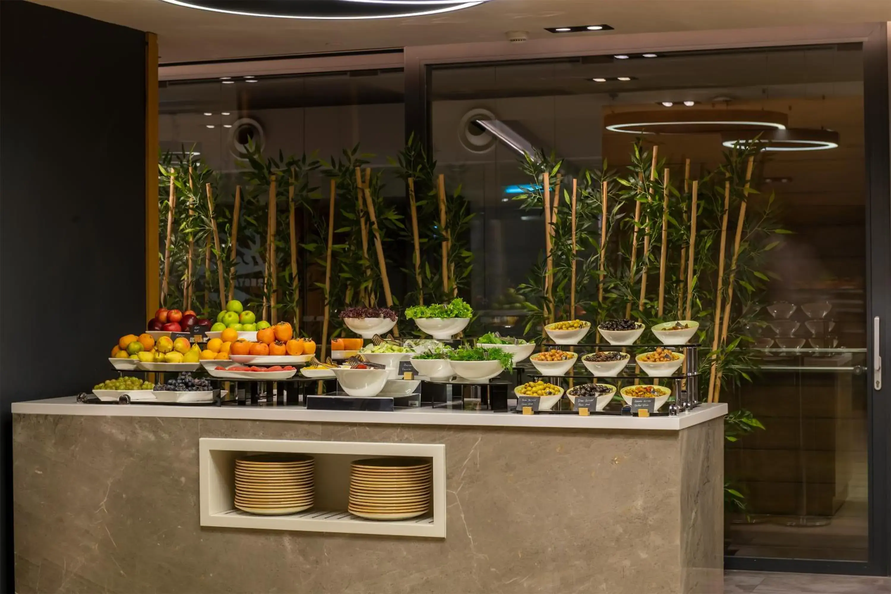 Restaurant/places to eat in Holiday Inn Kayseri - Duvenonu by IHG Restaurant/places to eat in Holiday Inn Kayseri - Duvenonu by IHG