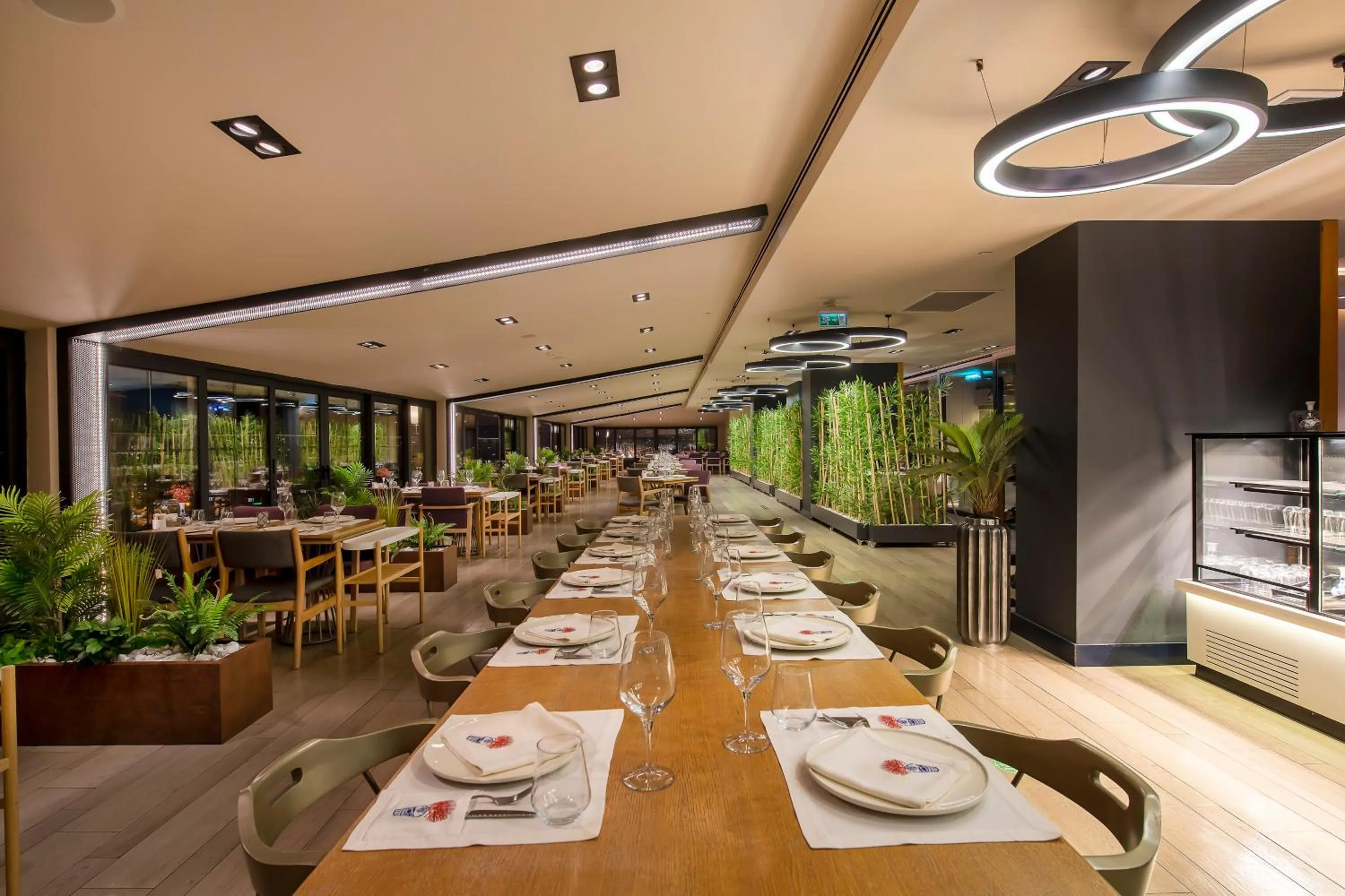 Restaurant/places to eat in Holiday Inn Kayseri - Duvenonu by IHG