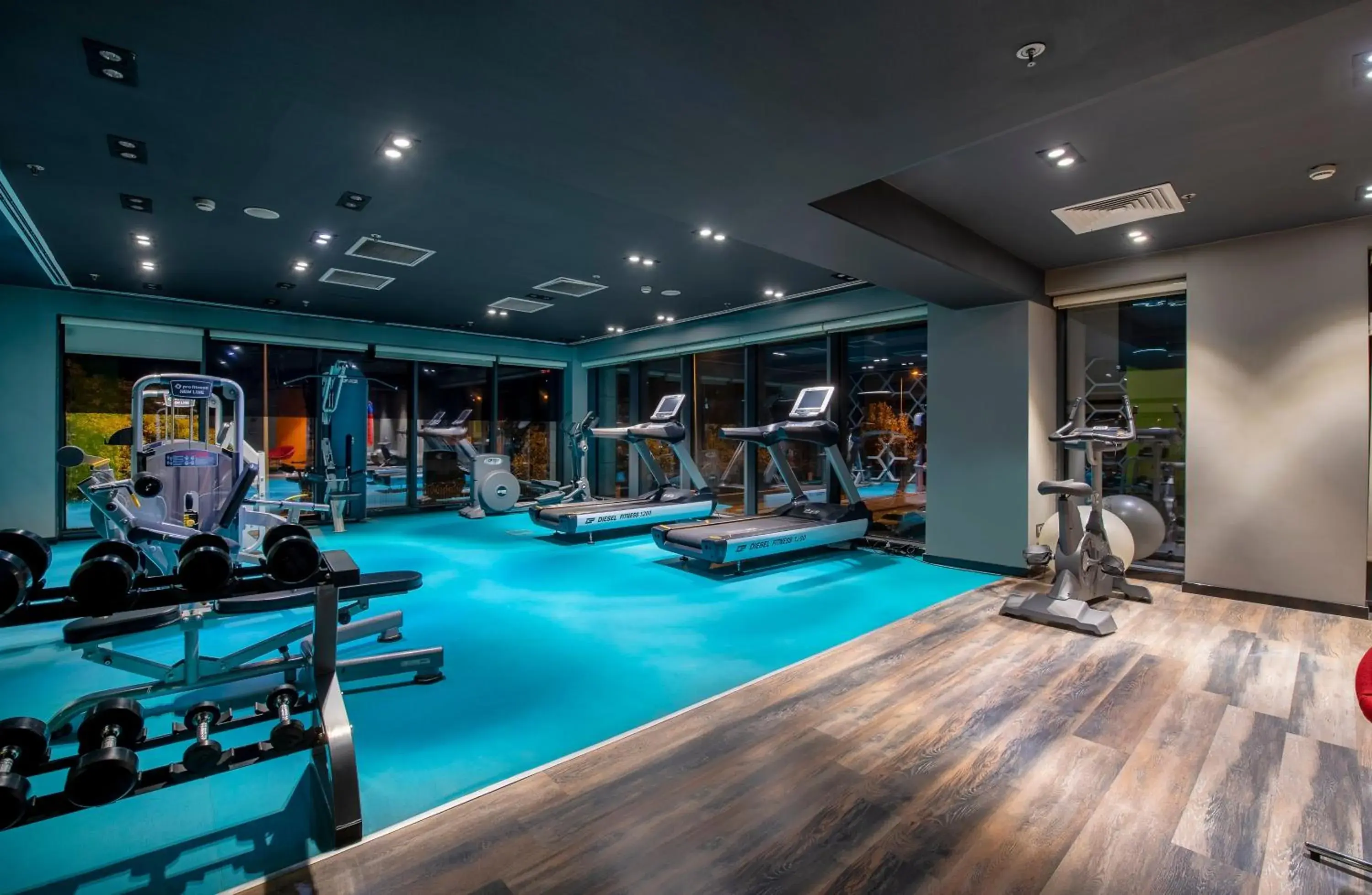 Fitness centre/facilities in Holiday Inn Kayseri - Duvenonu by IHG Fitness centre/facilities in Holiday Inn Kayseri - Duvenonu by IHG