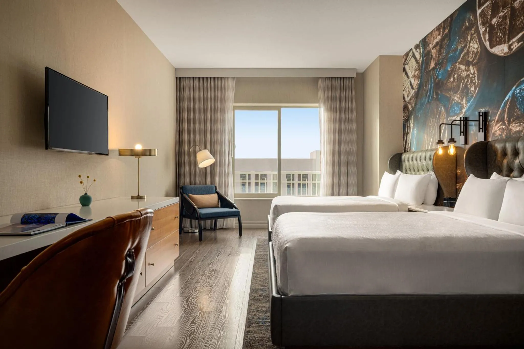 Bedroom, Bed in Hotel Indigo Naperville Riverwalk by IHG