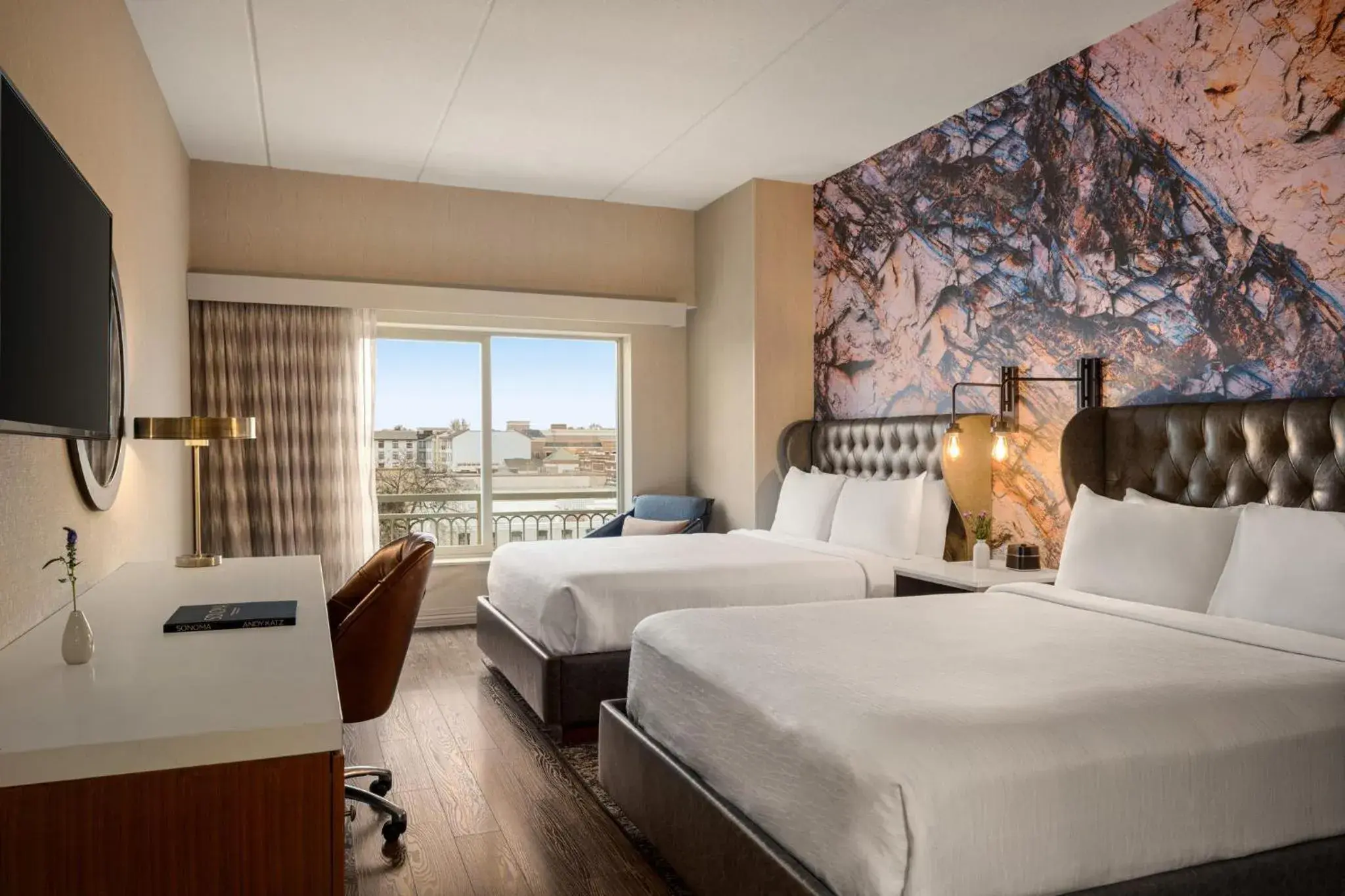 Twin Room - Non-Smoking in Hotel Indigo Naperville Riverwalk by IHG Twin Room - Non-Smoking in Hotel Indigo Naperville Riverwalk by IHG