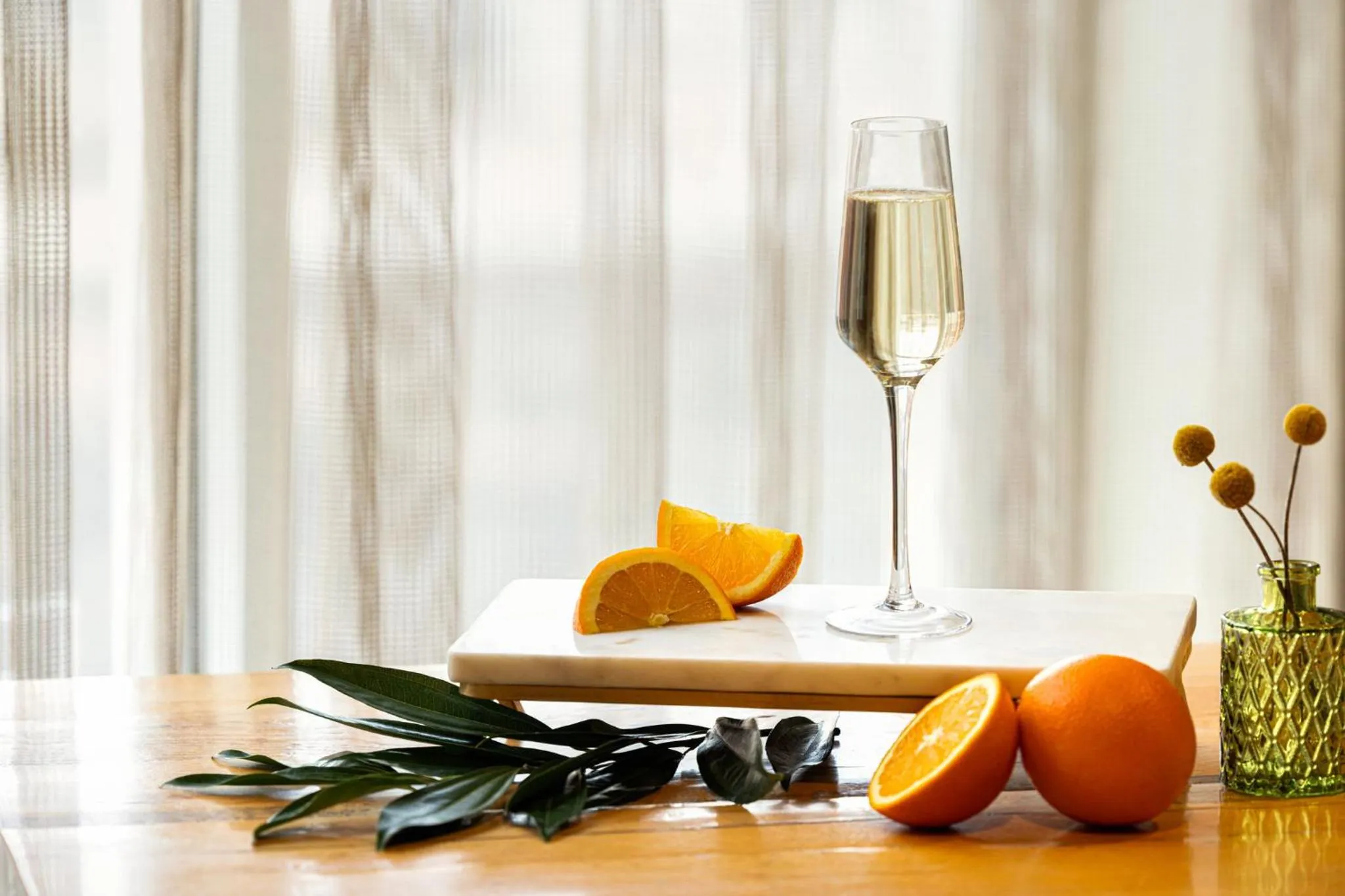 Restaurant/places to eat in Hotel Indigo Naperville Riverwalk by IHG