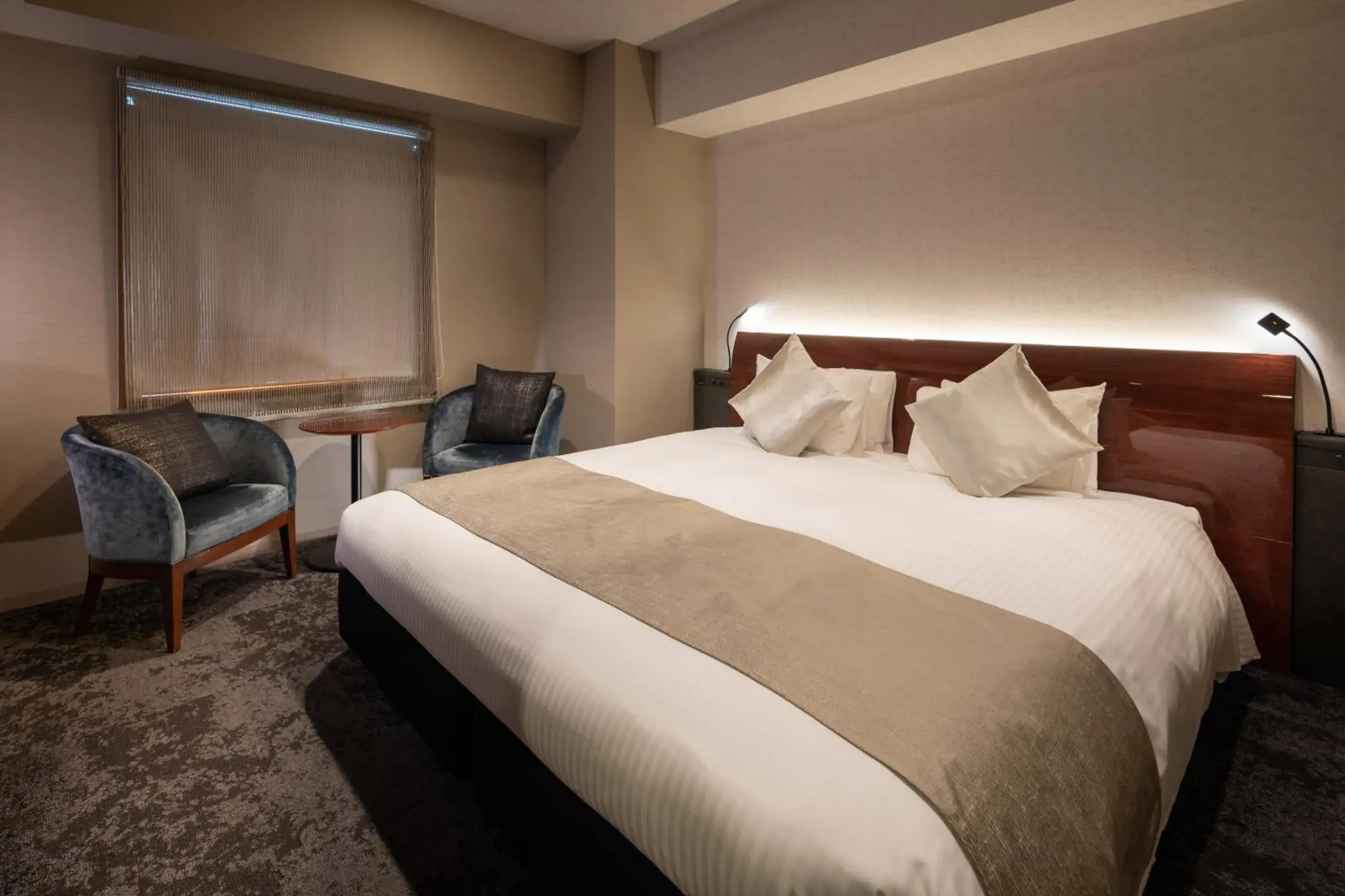 Photo of the whole room, Bed in Daiwa Roynet Hotel Nagoya Taiko dori Side Photo of the whole room, Bed in Daiwa Roynet Hotel Nagoya Taiko dori Side