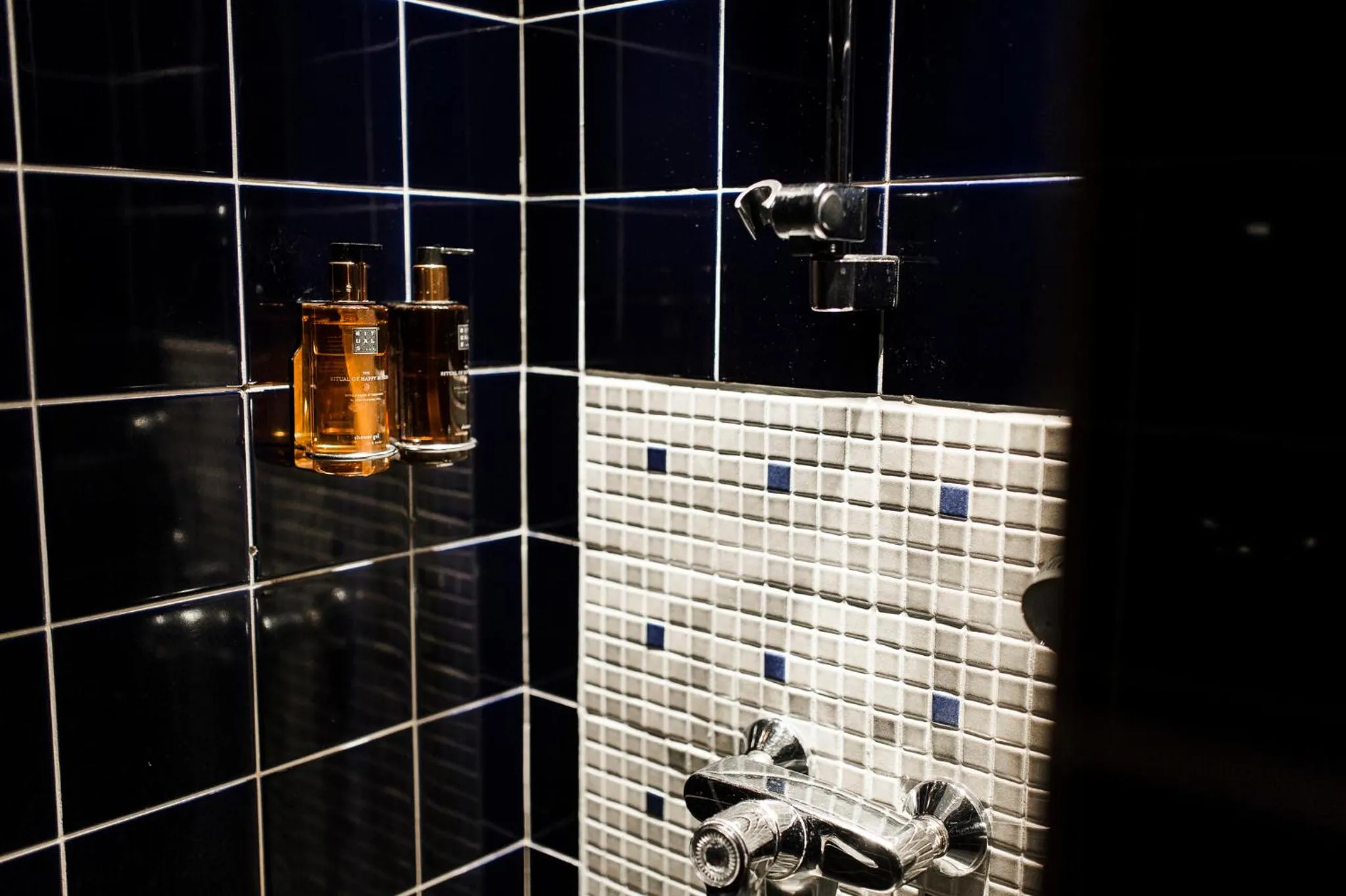 Bathroom in Quality Hotel Sveitsi