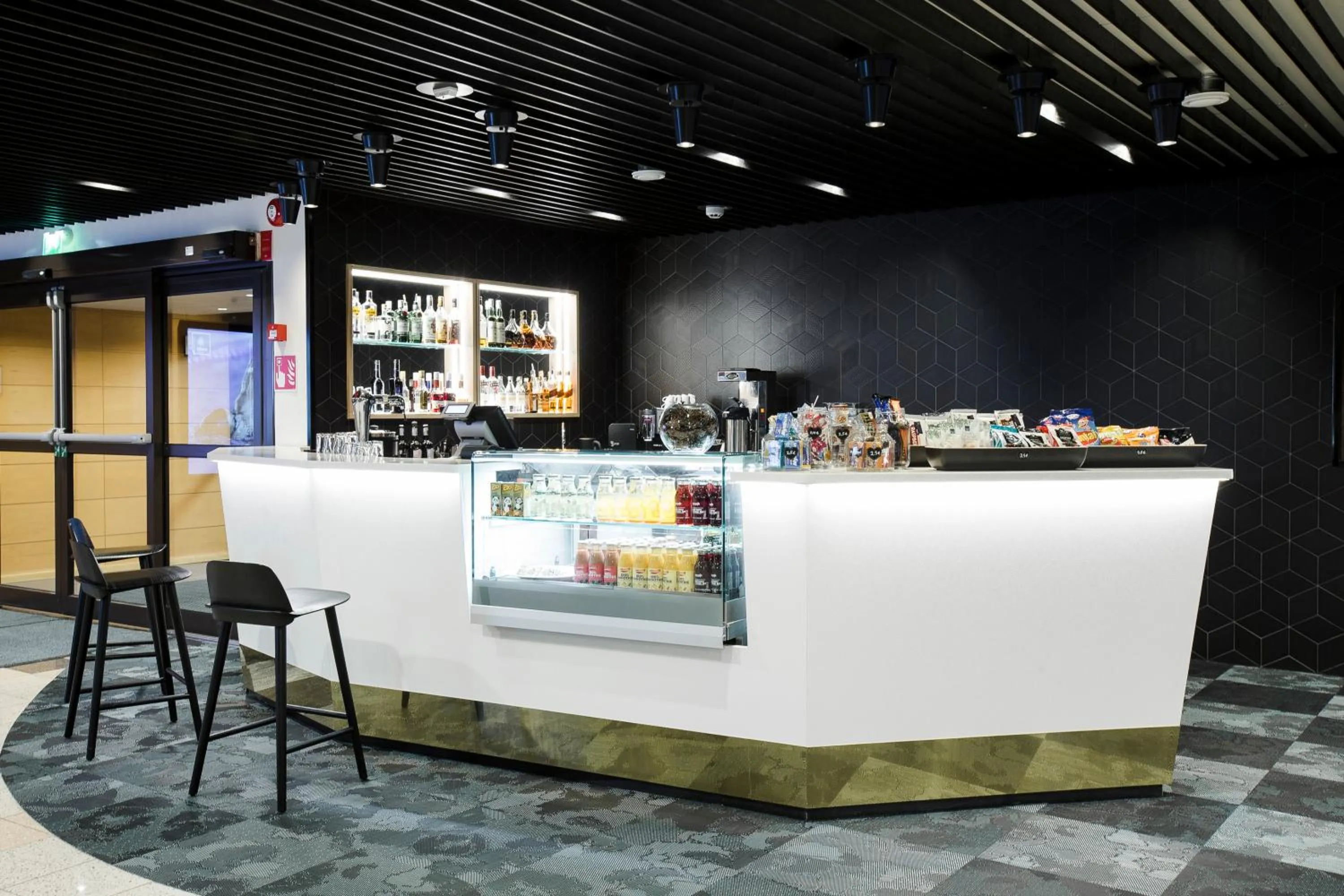 Lounge or bar in Quality Hotel Sveitsi