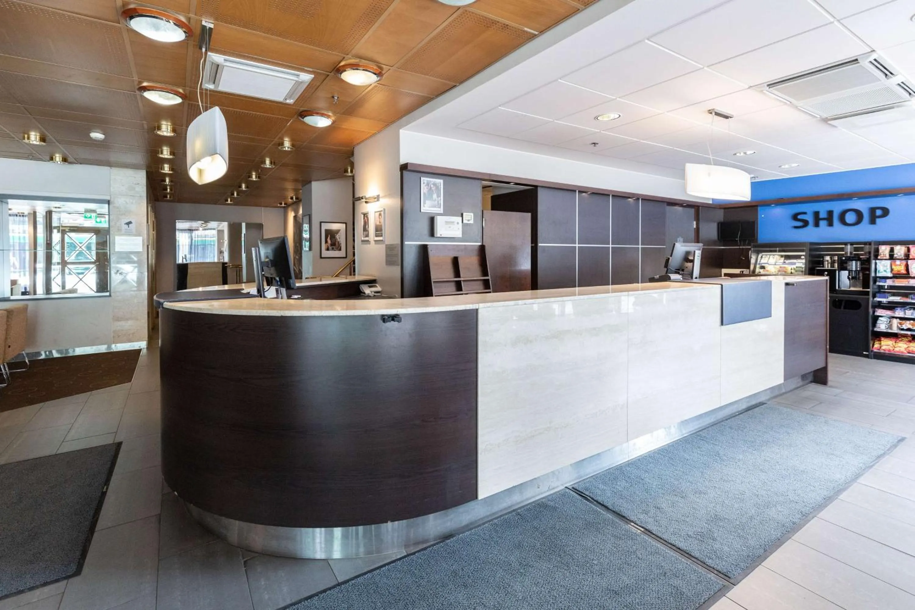 Lobby or reception in Scandic Kaisaniemi