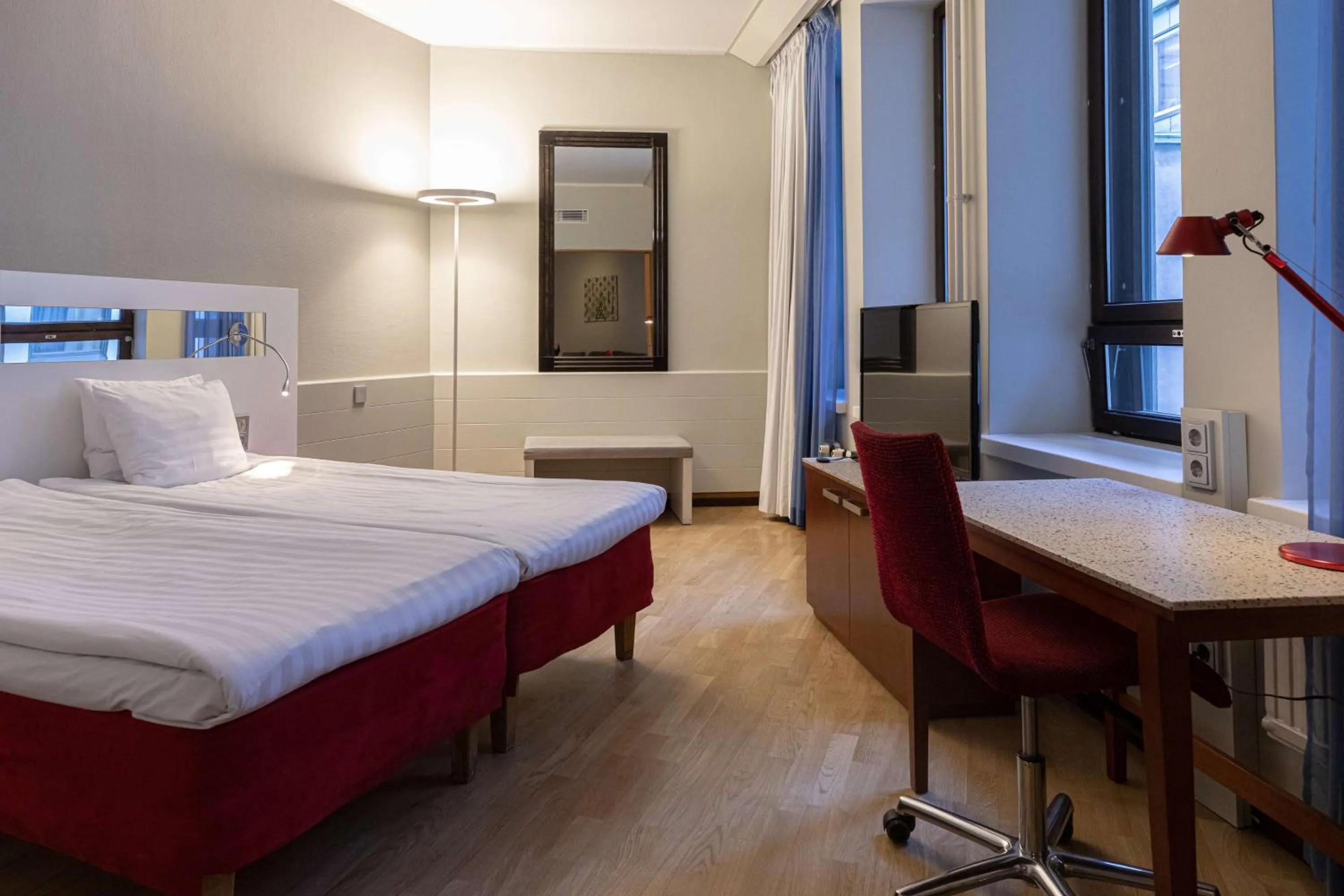 Bedroom, Bed in Scandic Kaisaniemi