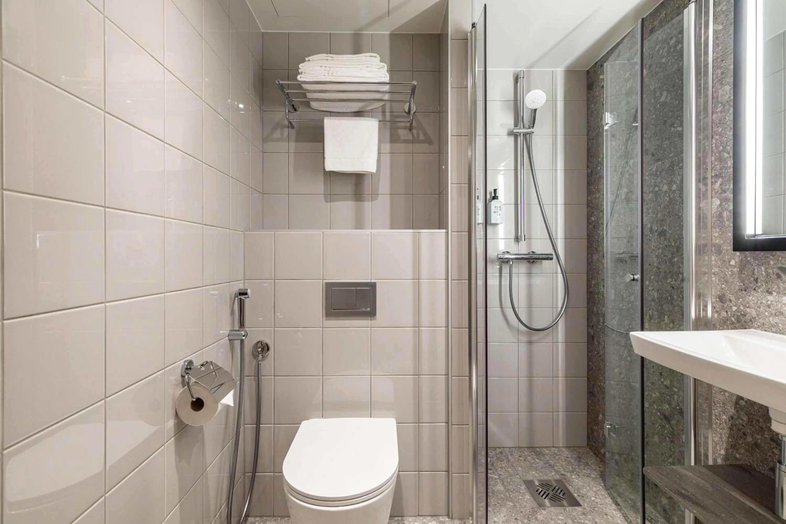 Bathroom in Scandic Lahti City