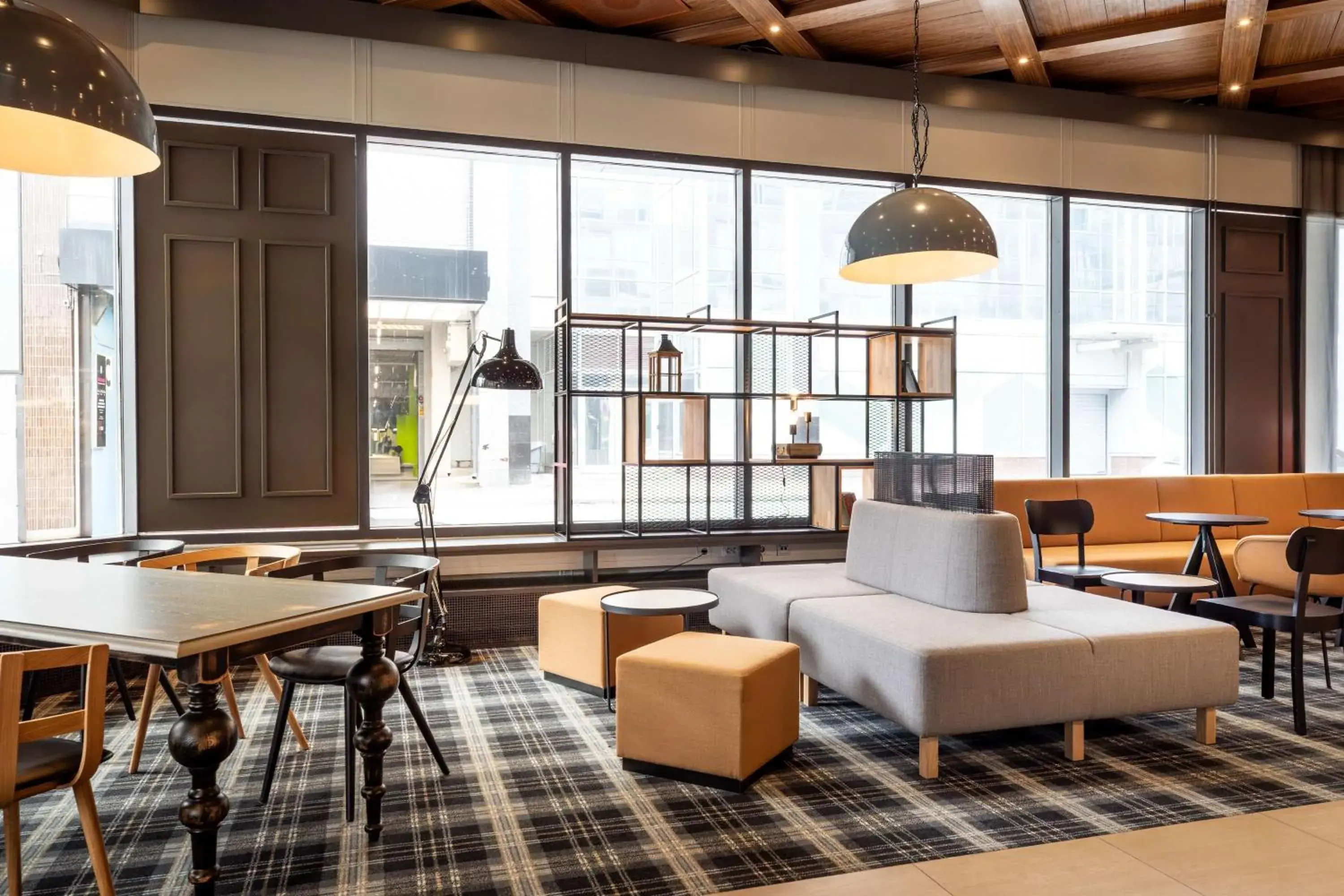 Lounge or bar in Scandic Lahti City Lounge or bar in Scandic Lahti City