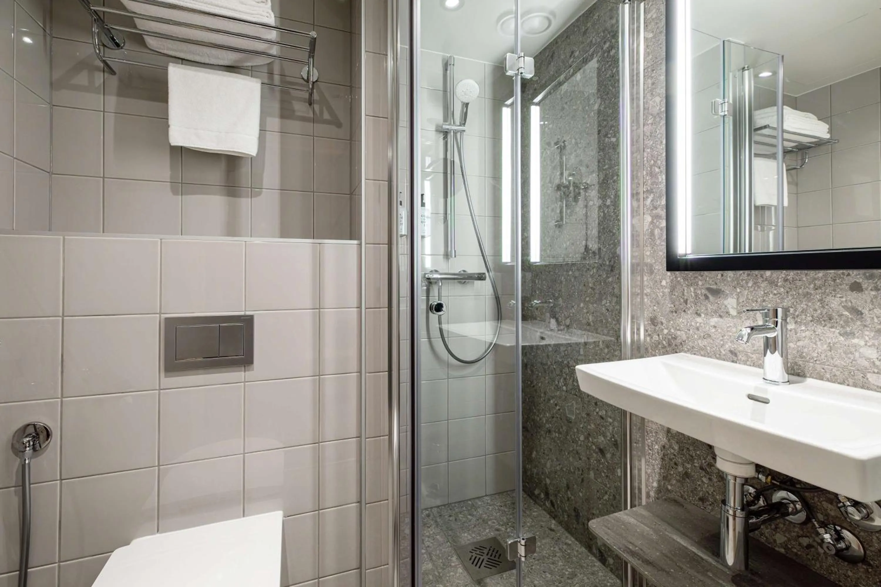 Bathroom in Scandic Lahti City