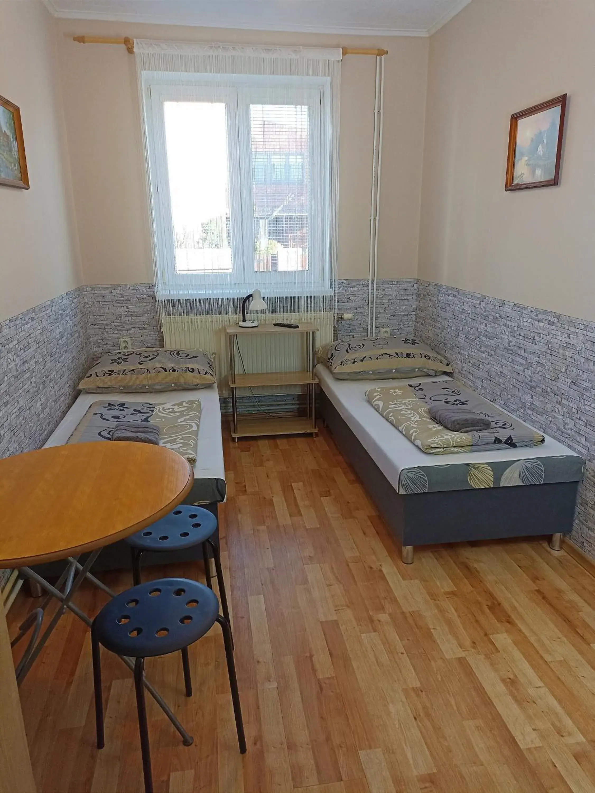 Twin Room with Bathroom in Abturist penzion Twin Room with Bathroom in Abturist penzion
