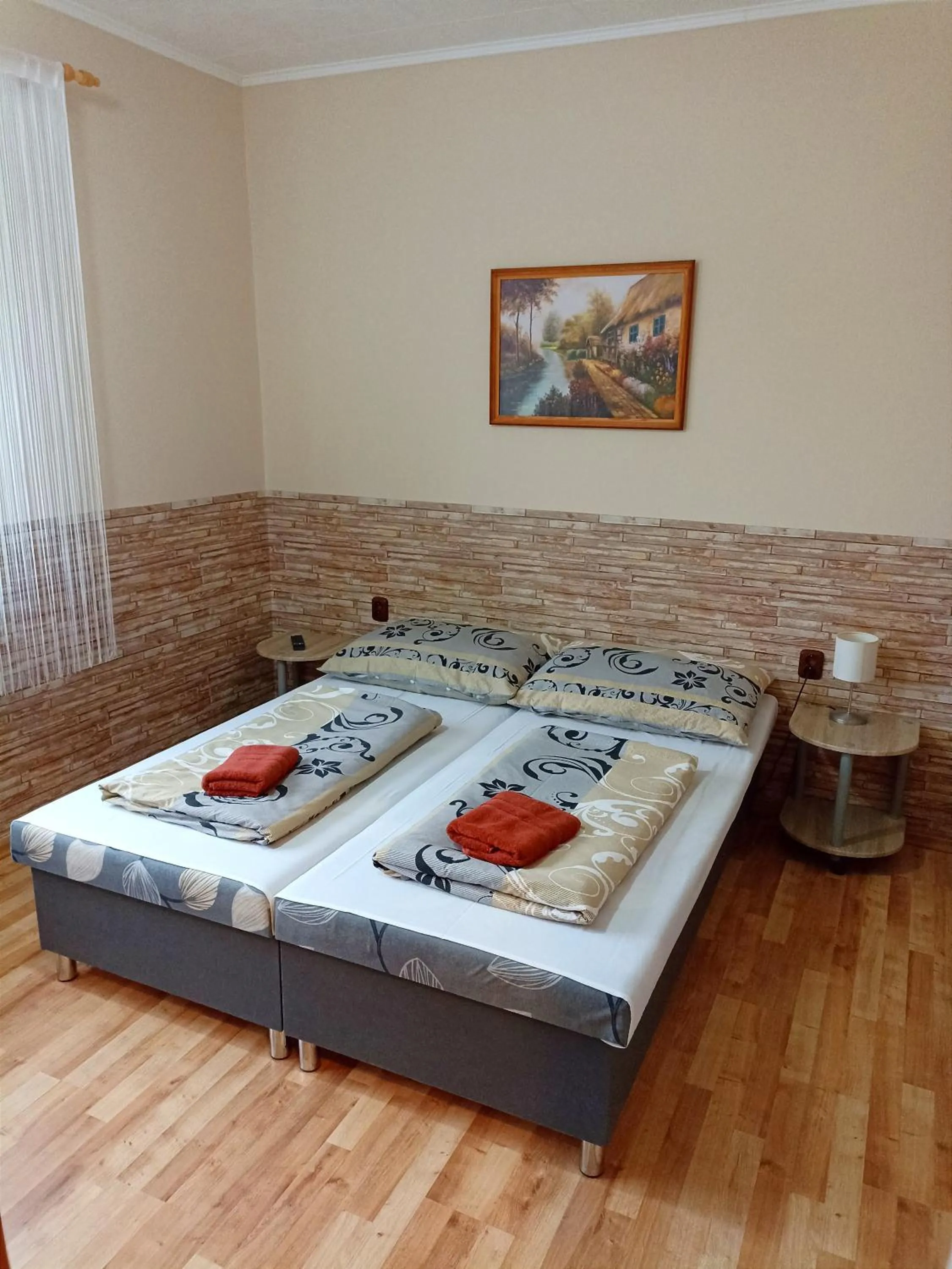 Twin Room with Private Bathroom in Abturist penzion
