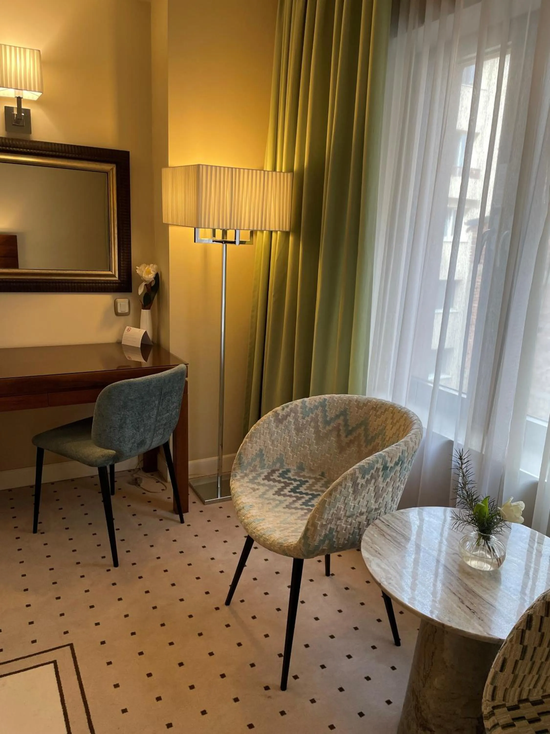 Bed in Capital Plaza Hotel