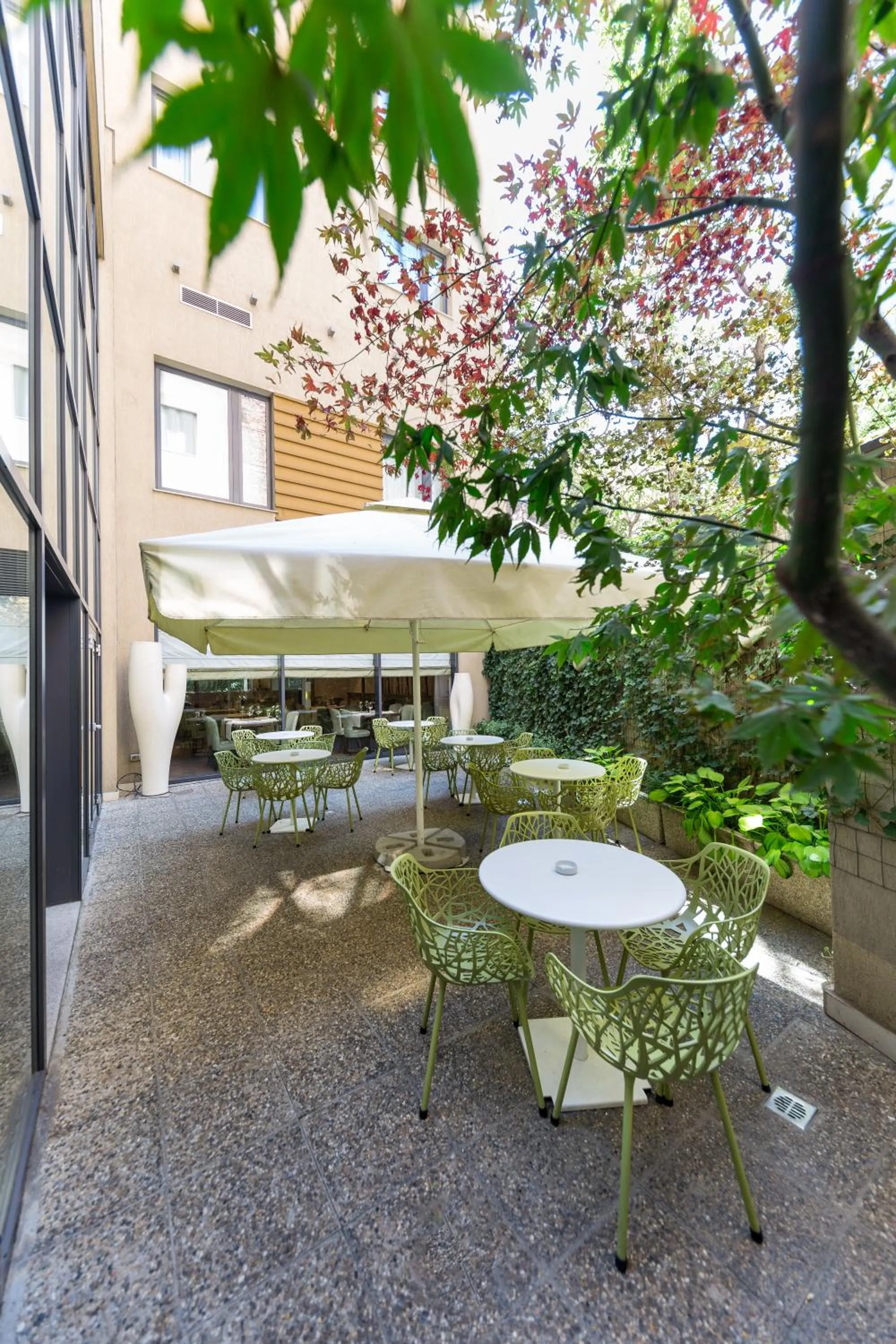 Garden view in Capital Plaza Hotel