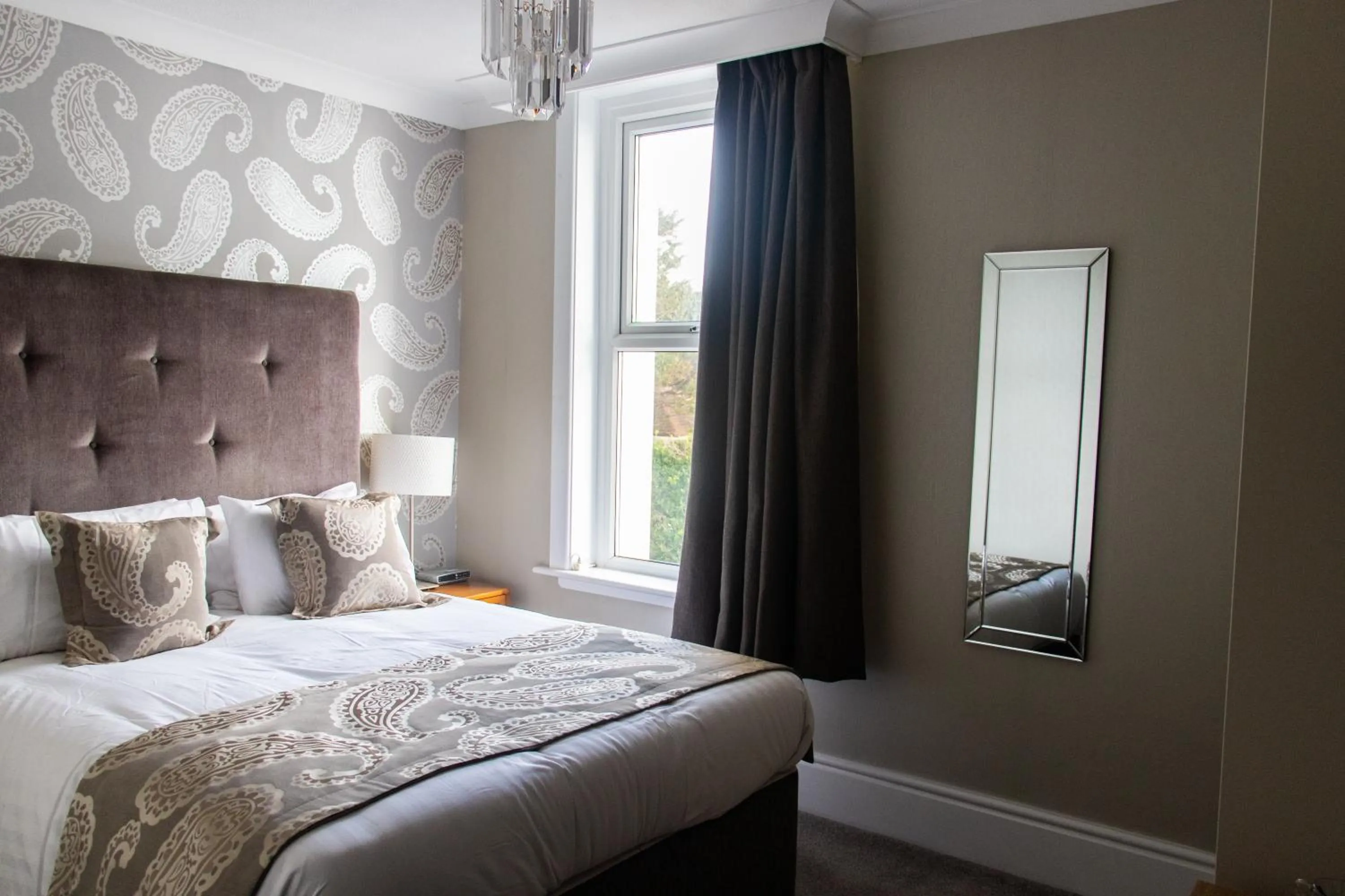 Bed in The Park Hotel