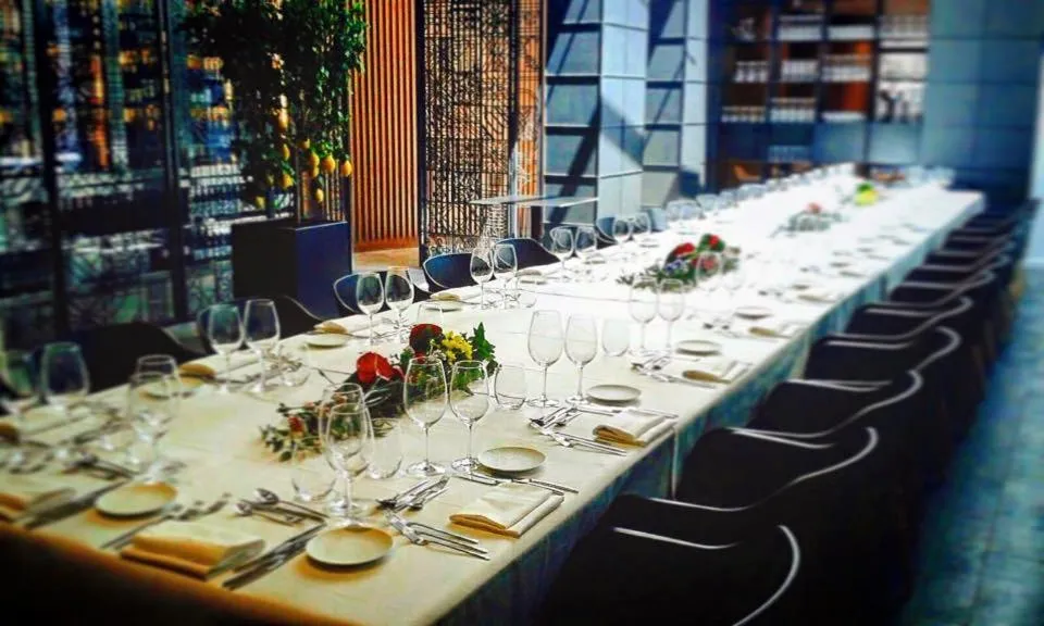 Restaurant/places to eat in Vila Arenys Hotel