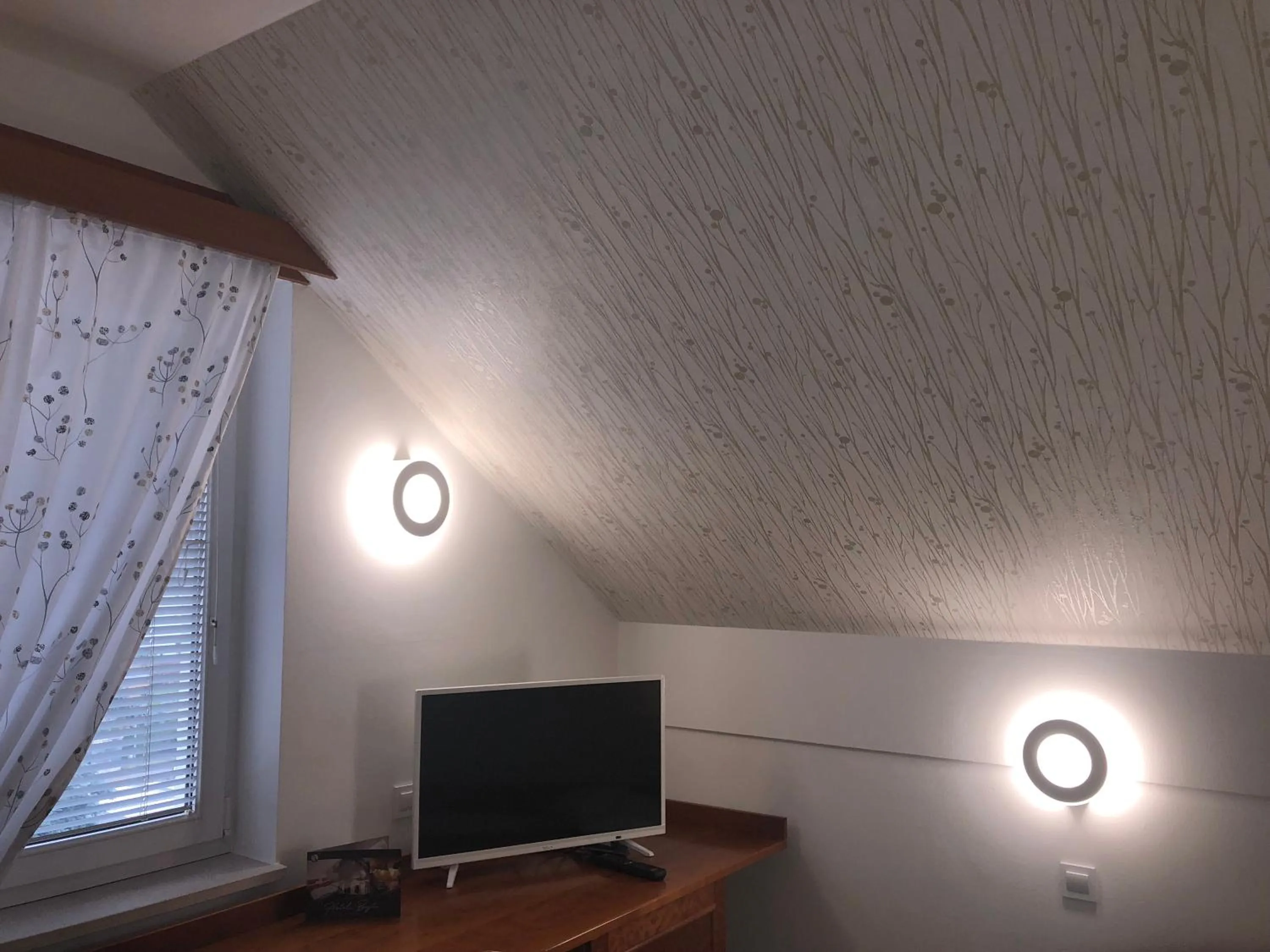 TV and multimedia in Hotel Bajt Maribor