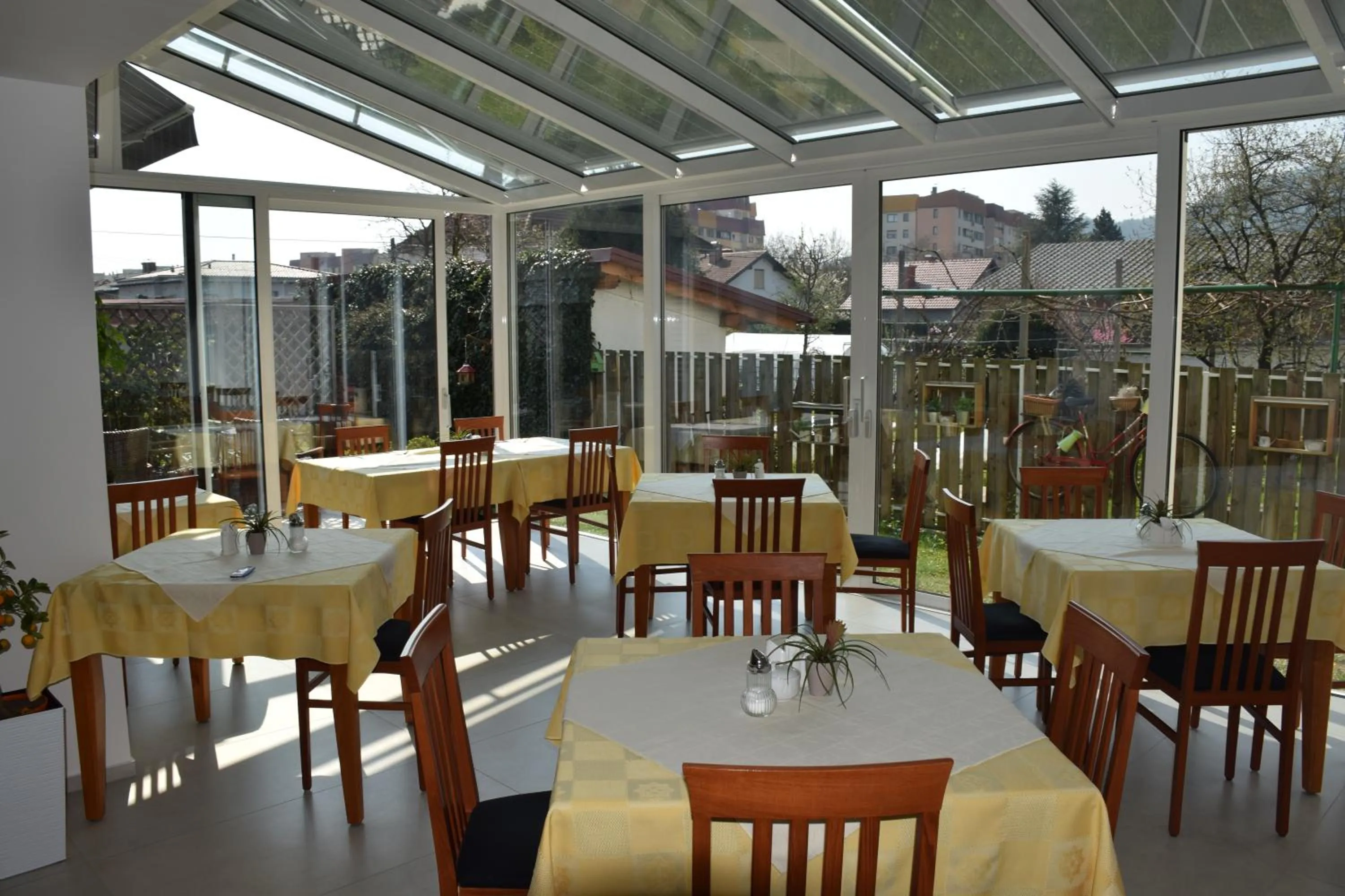 Restaurant/places to eat in Hotel Bajt Maribor
