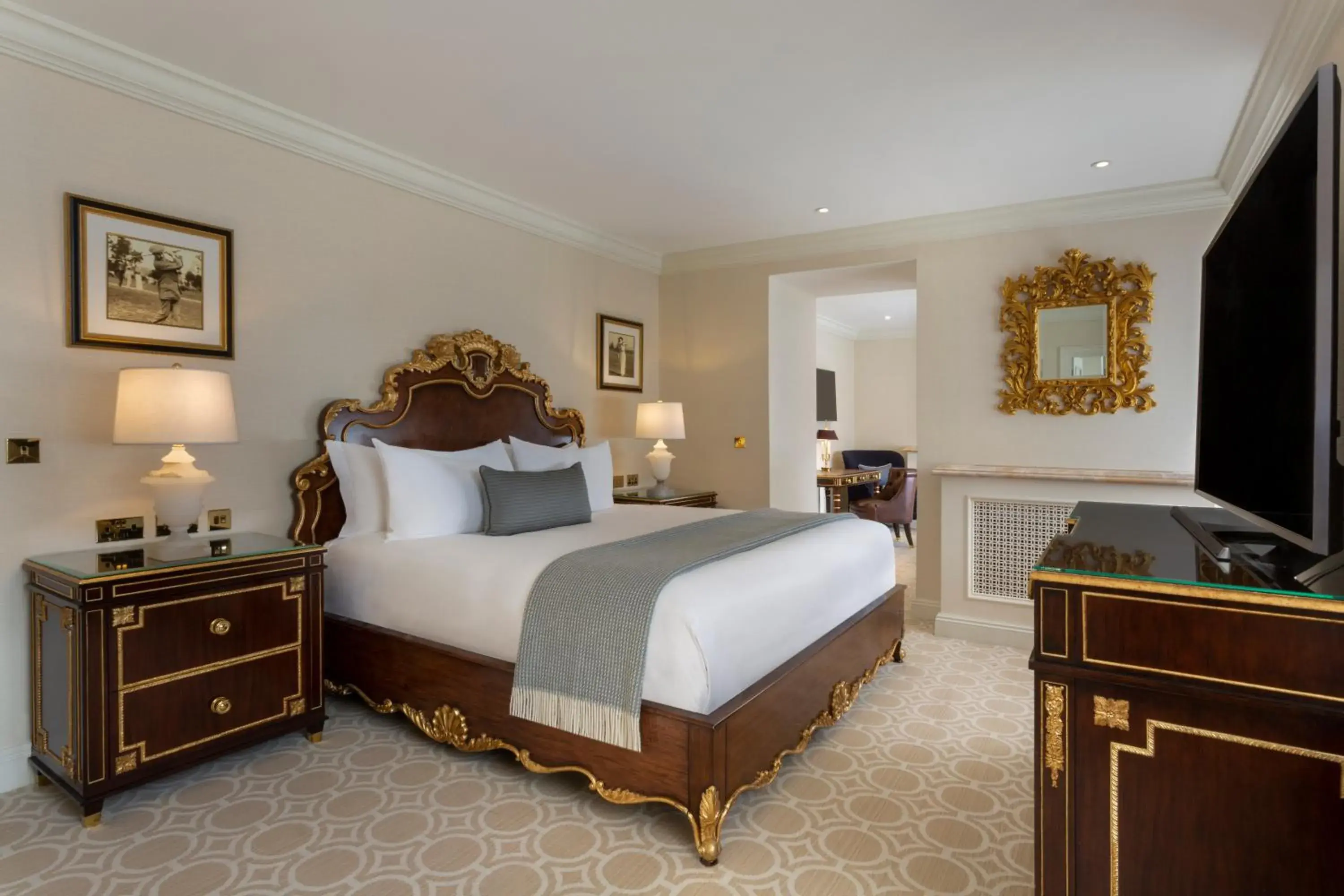 Superior King Room in Trump Turnberry Superior King Room in Trump Turnberry