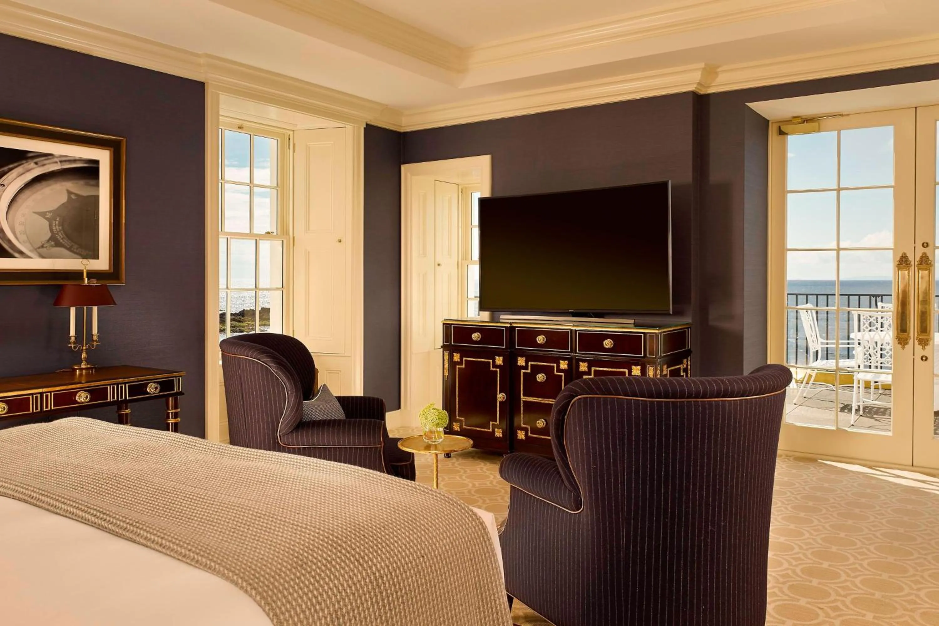 Bedroom, Bed in Trump Turnberry