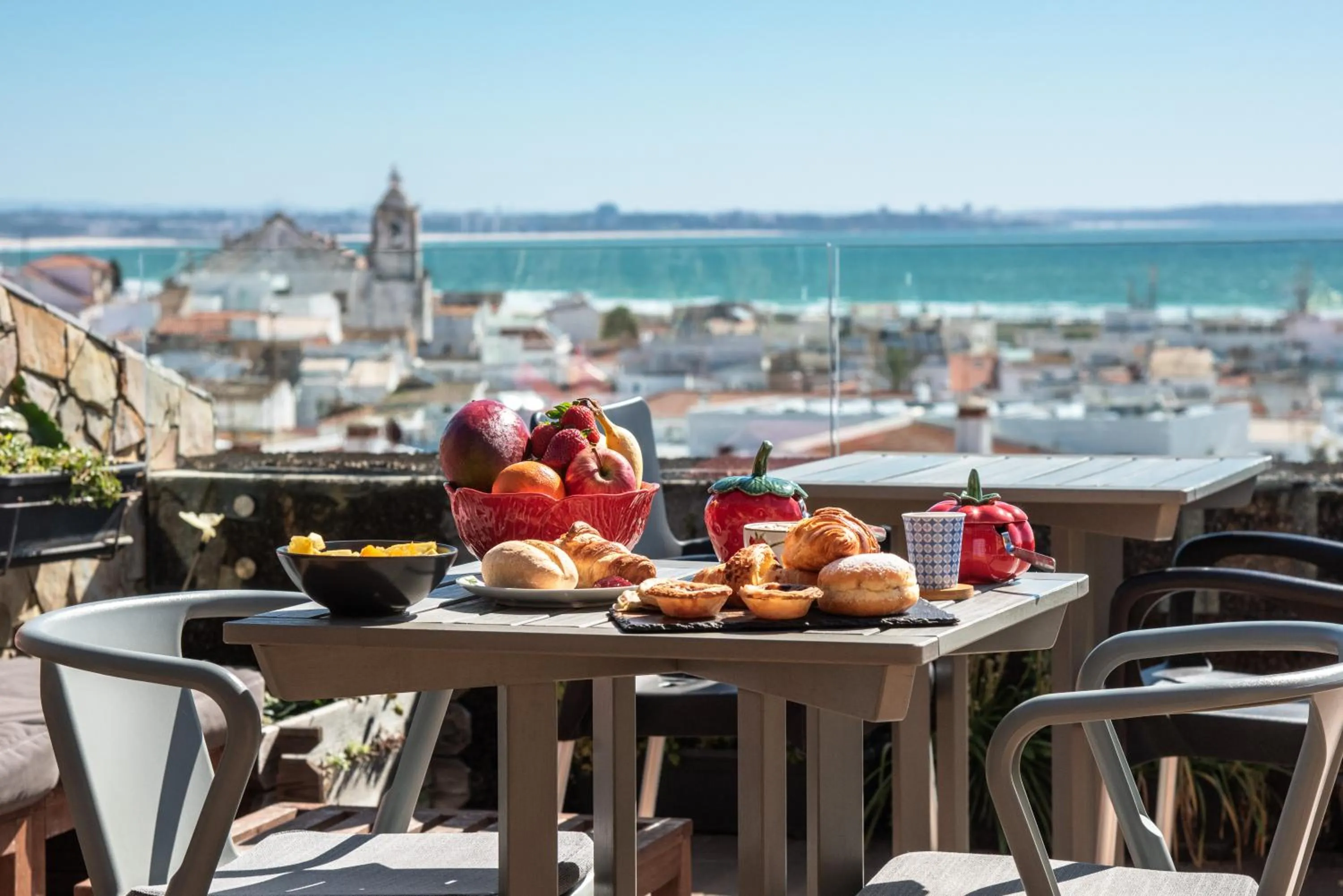 Breakfast in Lagos Uptown Bed & Breakfast