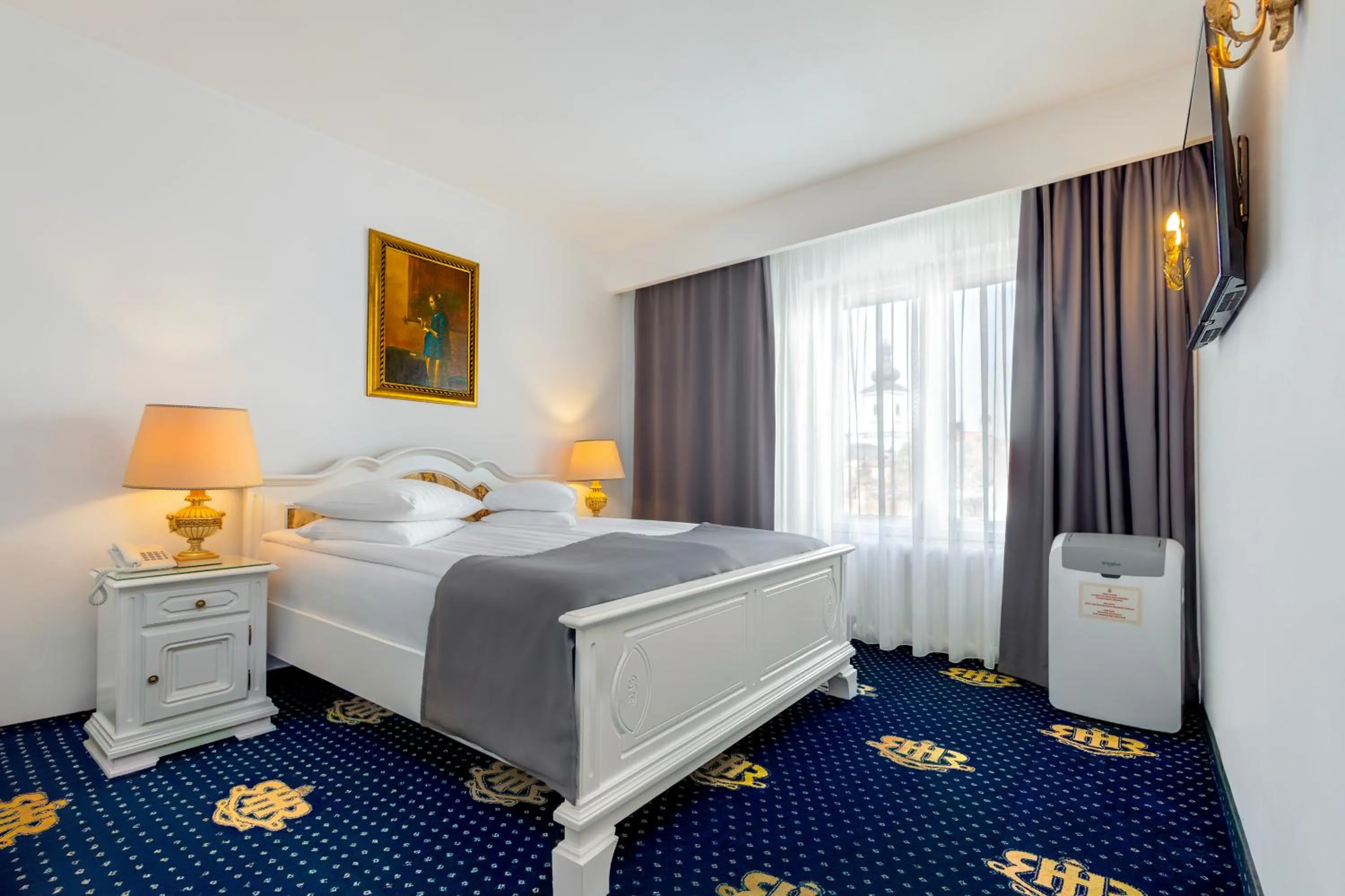 Bed in Hotel Imparatul Romanilor Hotel & SPA