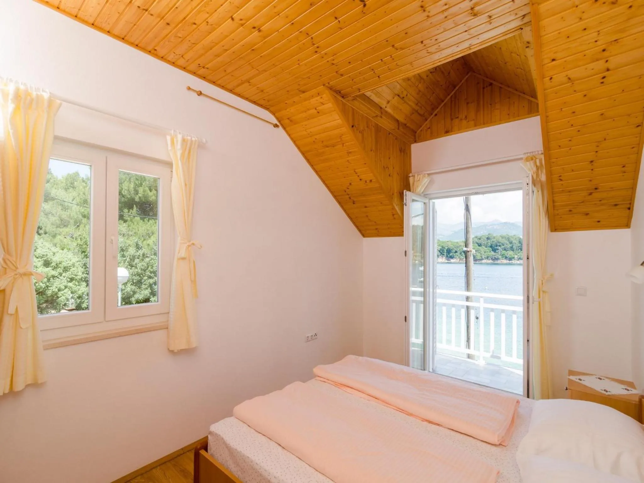 Sea View Apartment Maćus