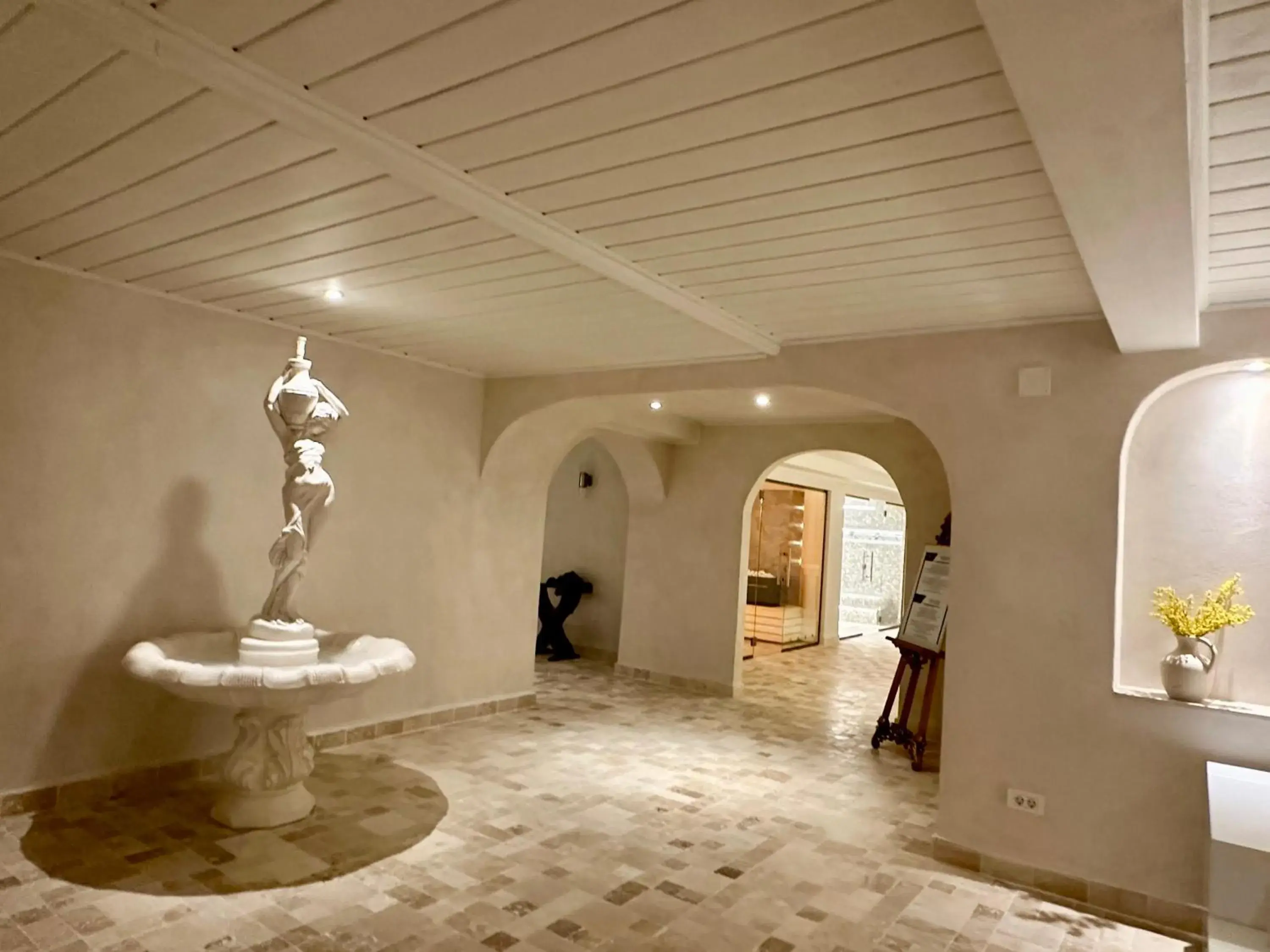 Spa and wellness centre/facilities in Aurelius Imparatul Romanilor Hotel & SPA Spa and wellness centre/facilities in Aurelius Imparatul Romanilor Hotel & SPA