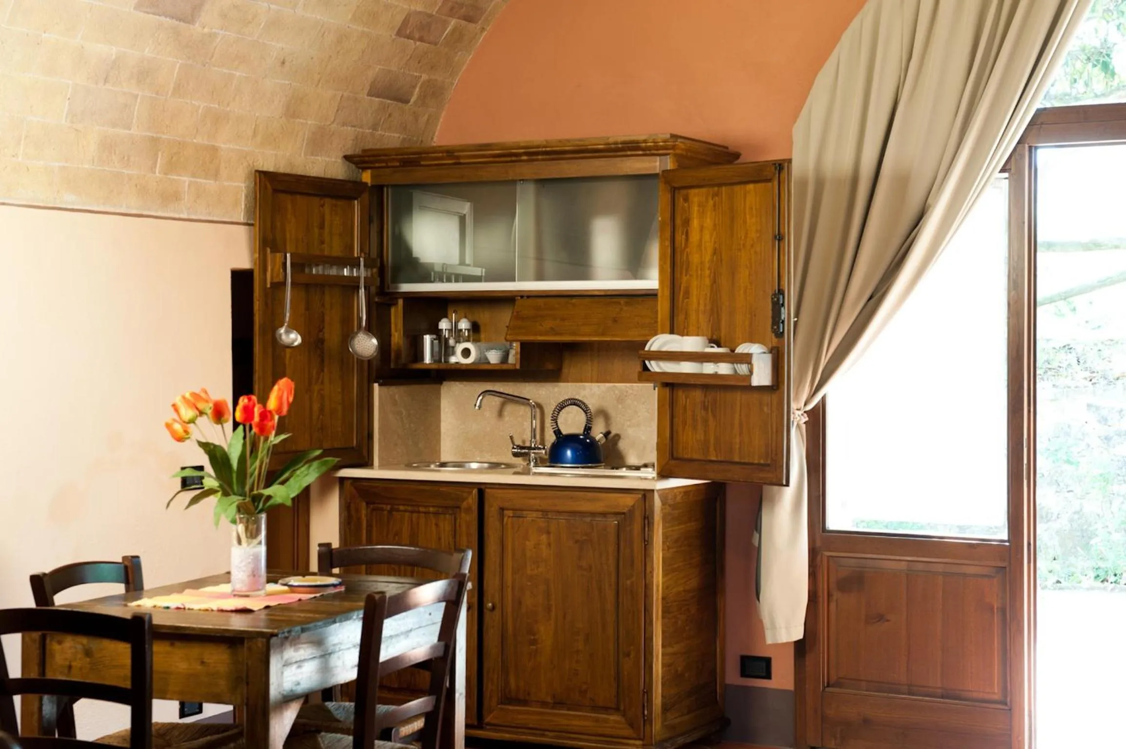 Coffee/tea facilities in SARNA Residence