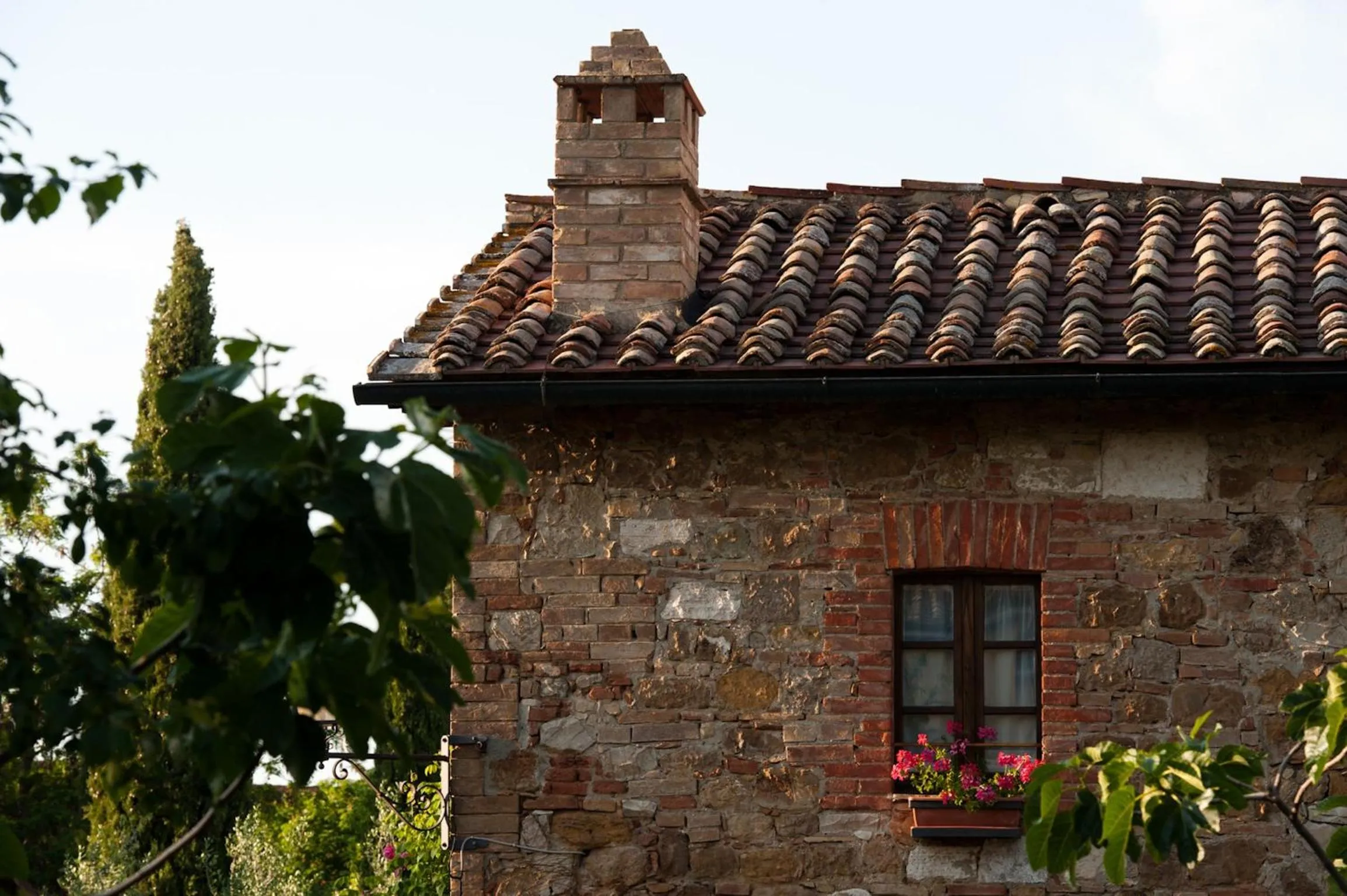 Facade/entrance in SARNA Residence