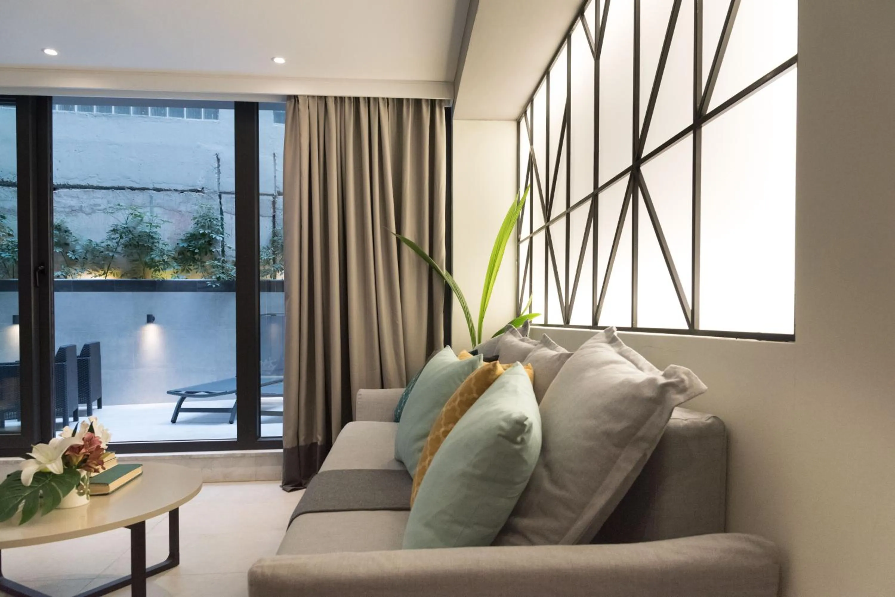 Photo of the whole room in 47 Luxury Suites