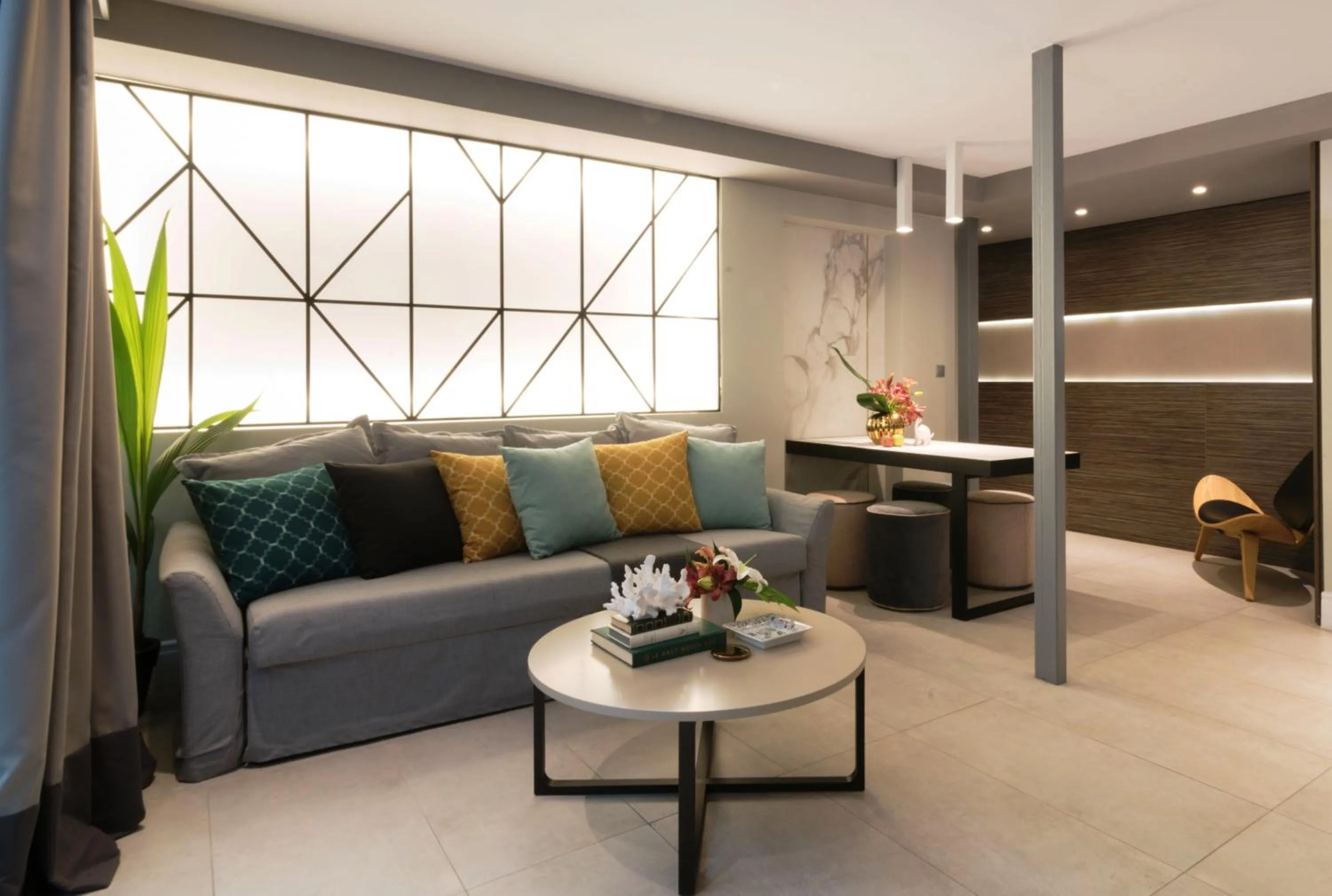 Photo of the whole room in 47 Luxury Suites