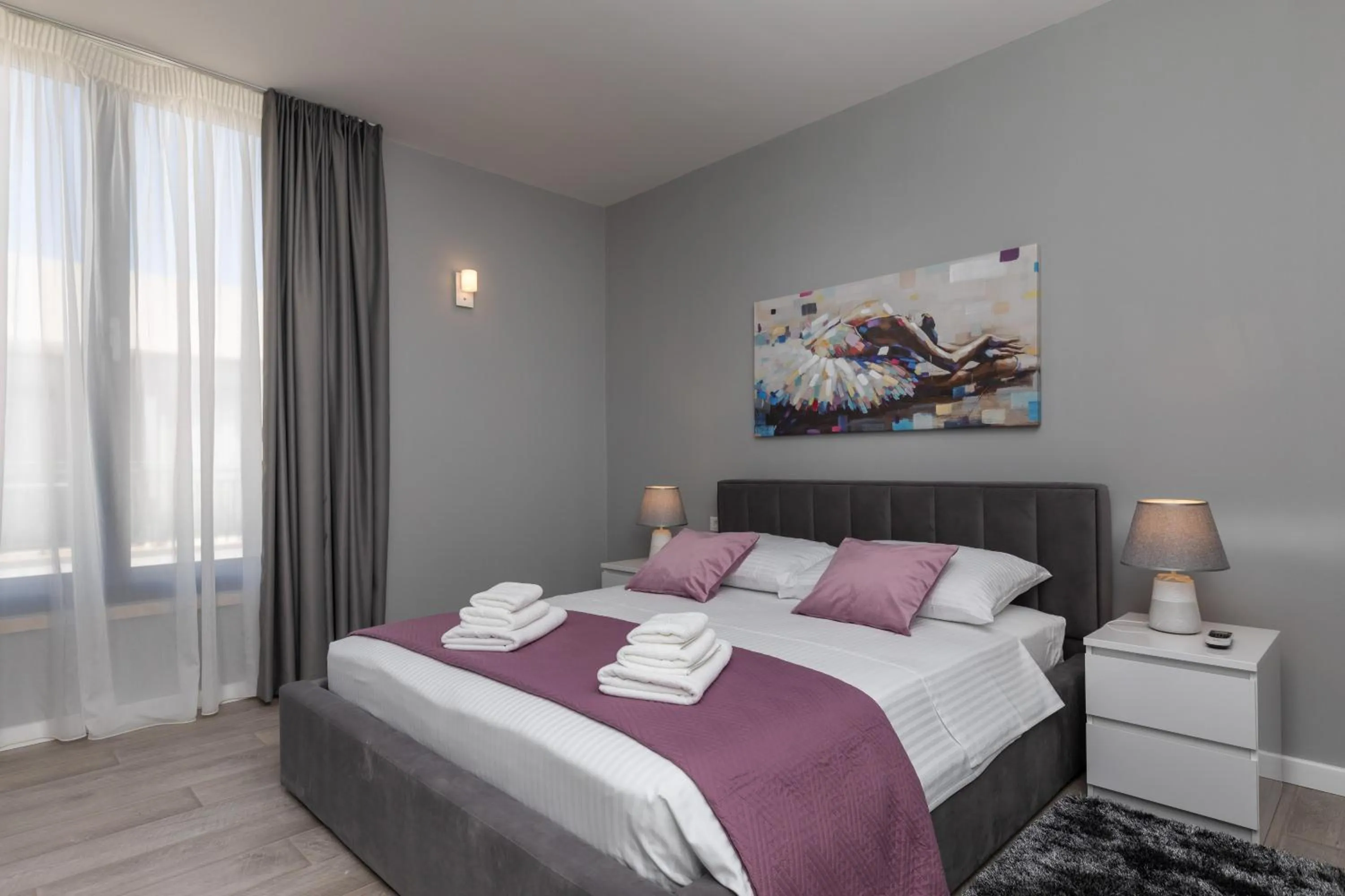 Bedroom, Bed in Apartments ZoomZoom