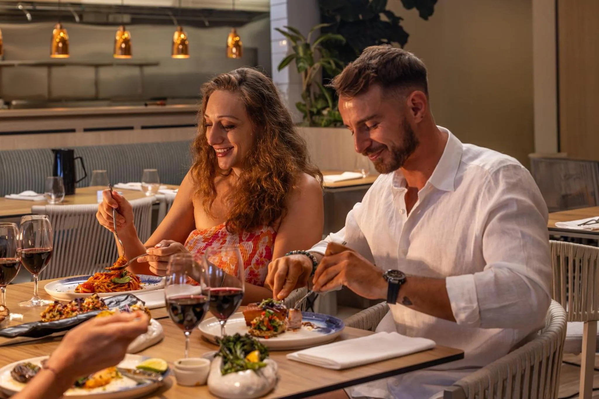 Restaurant/places to eat in Novotel Darwin Airport