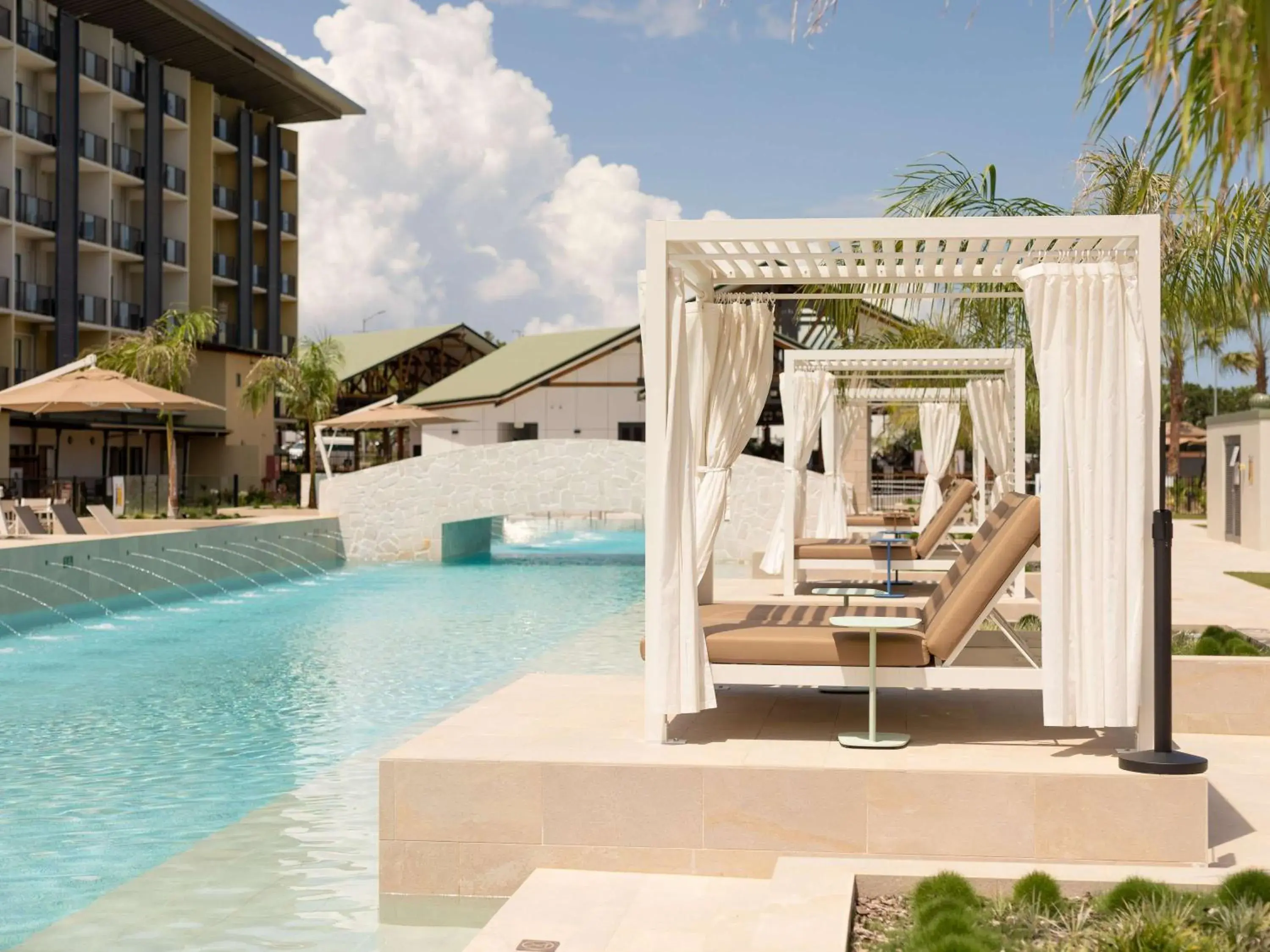Property building in Mercure Darwin Airport Resort Property building in Mercure Darwin Airport Resort