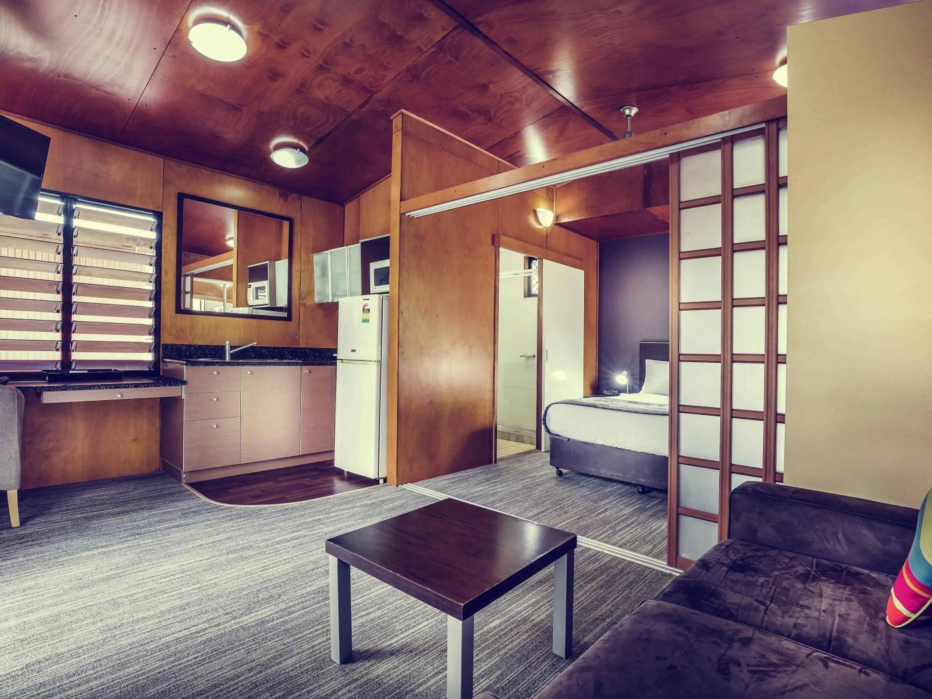 Bedroom in Mercure Darwin Airport Resort