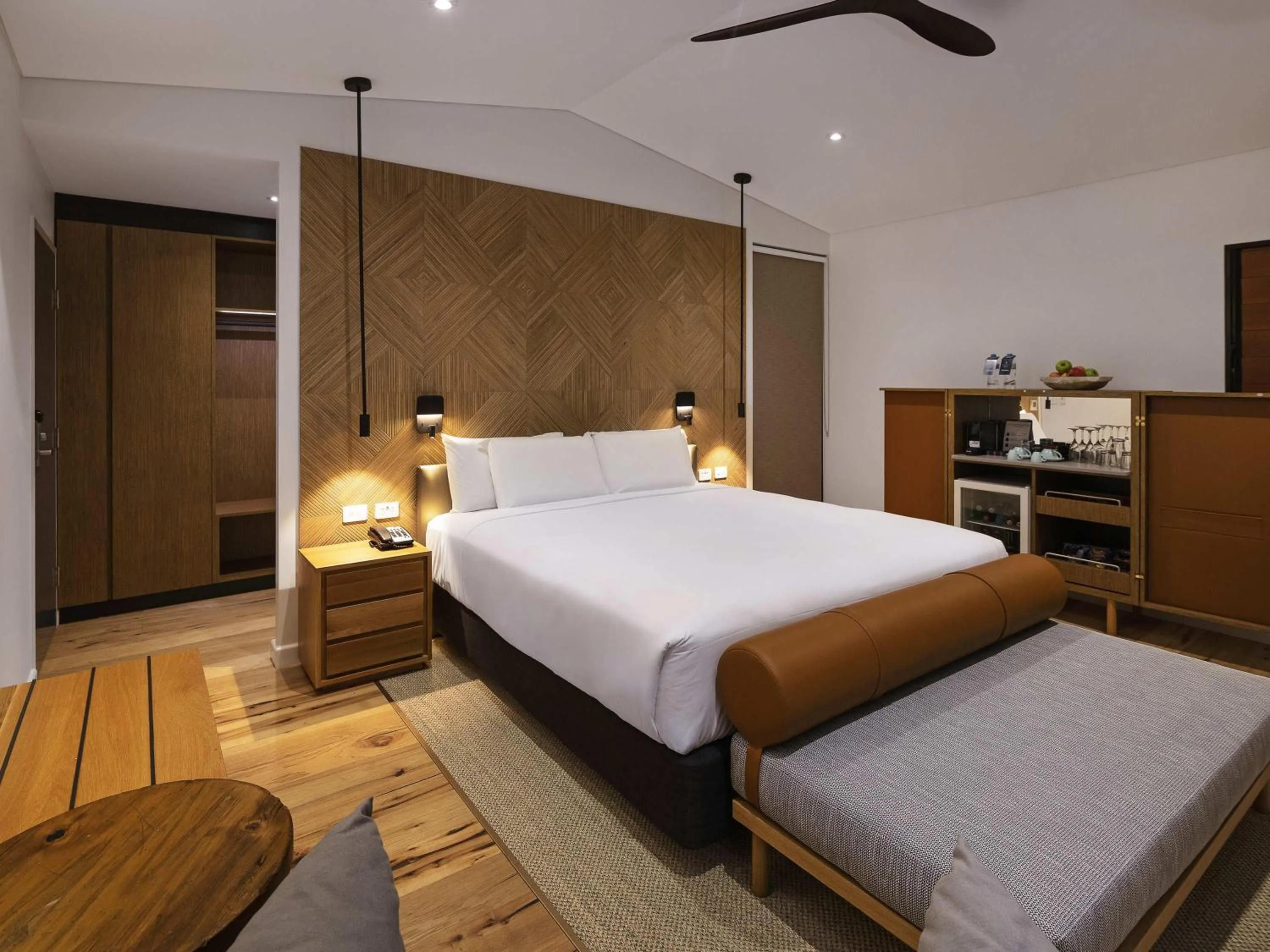 Bedroom, Bed in Mercure Darwin Airport Resort