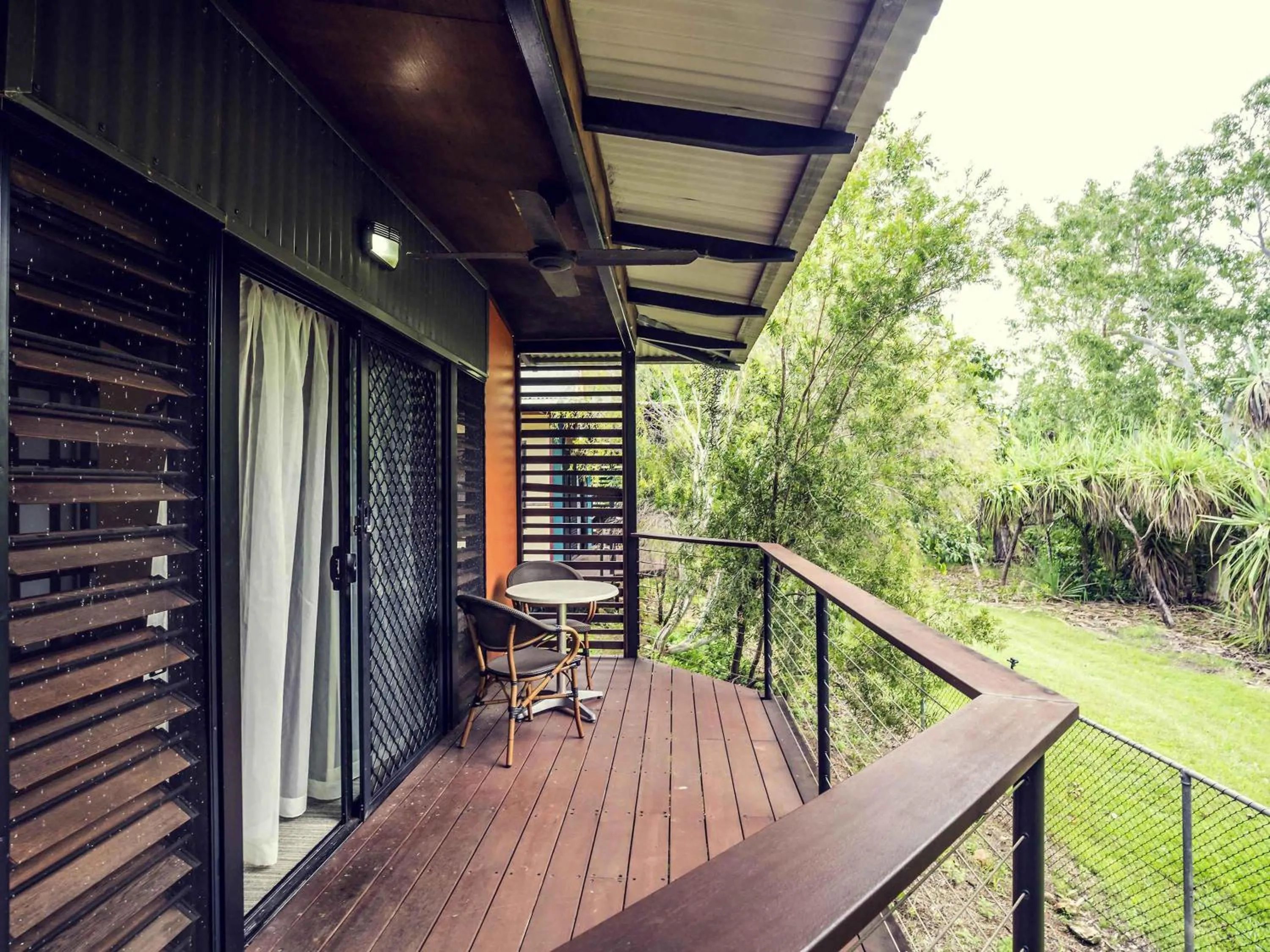 Bedroom in Mercure Darwin Airport Resort