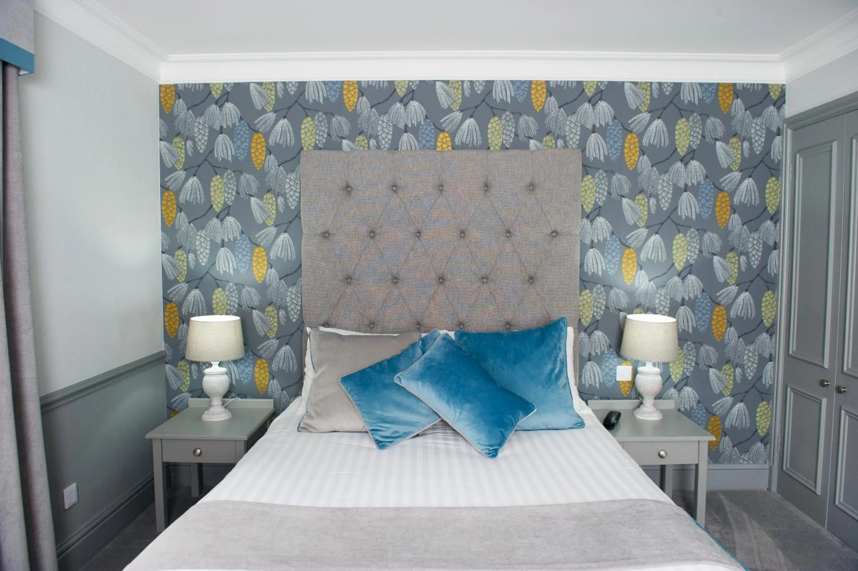 Bedroom, Bed in Crown Hotel Wetheral