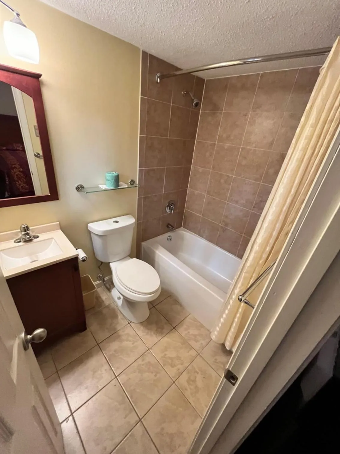 Shower in North Colony Motel and Cottages