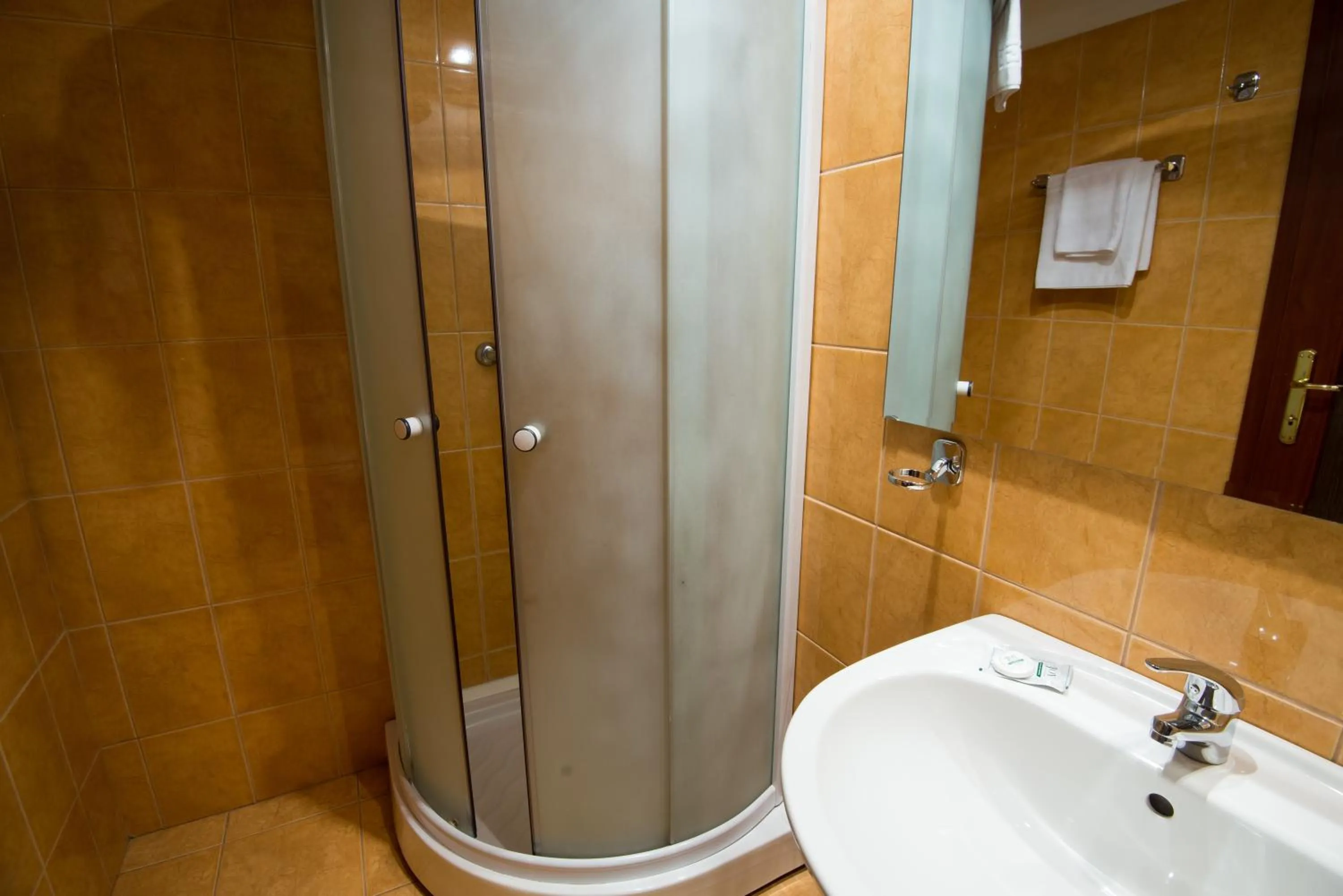 Bathroom in Hotel Victoria