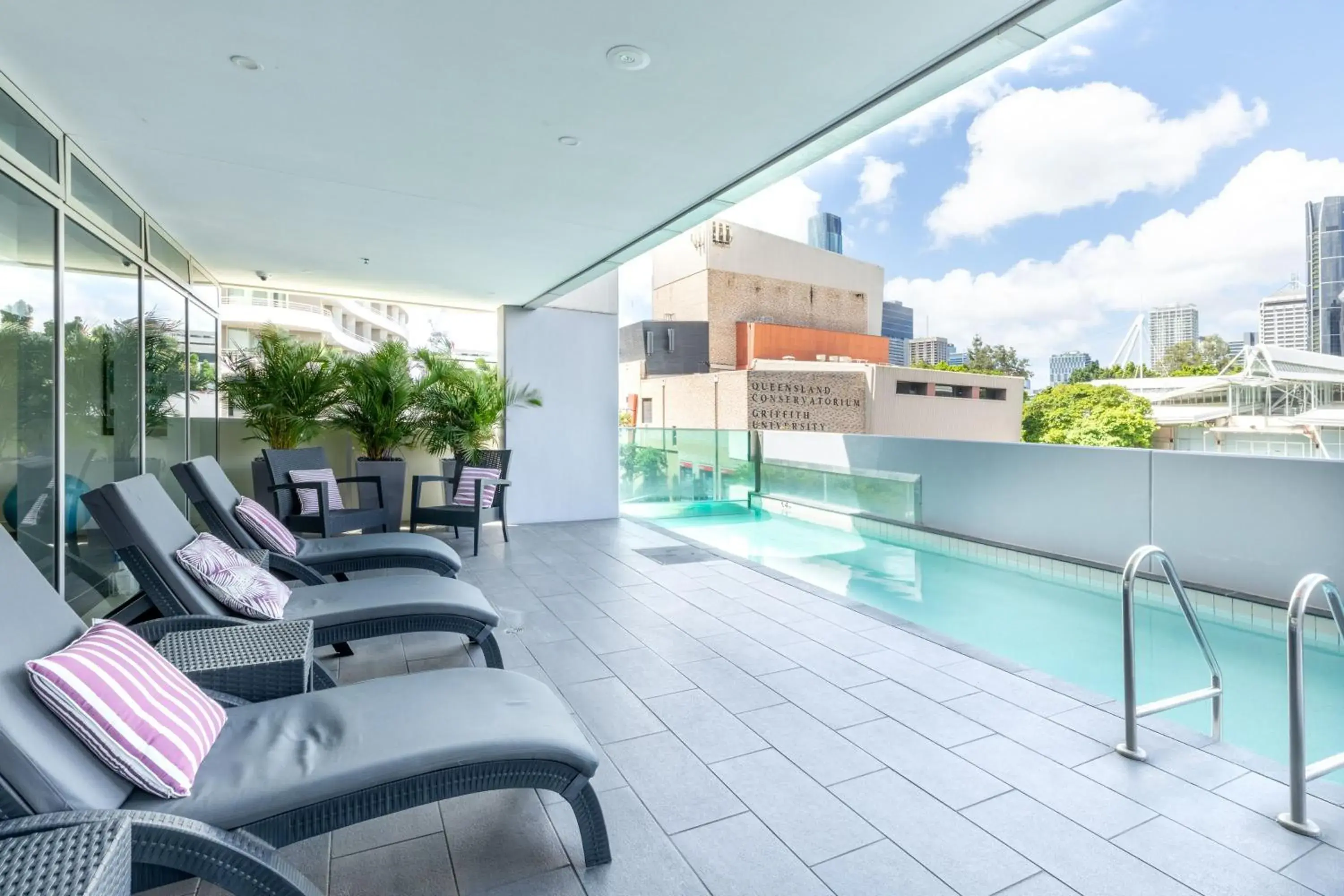 Swimming pool in Mantra South Bank Brisbane Swimming pool in Mantra South Bank Brisbane