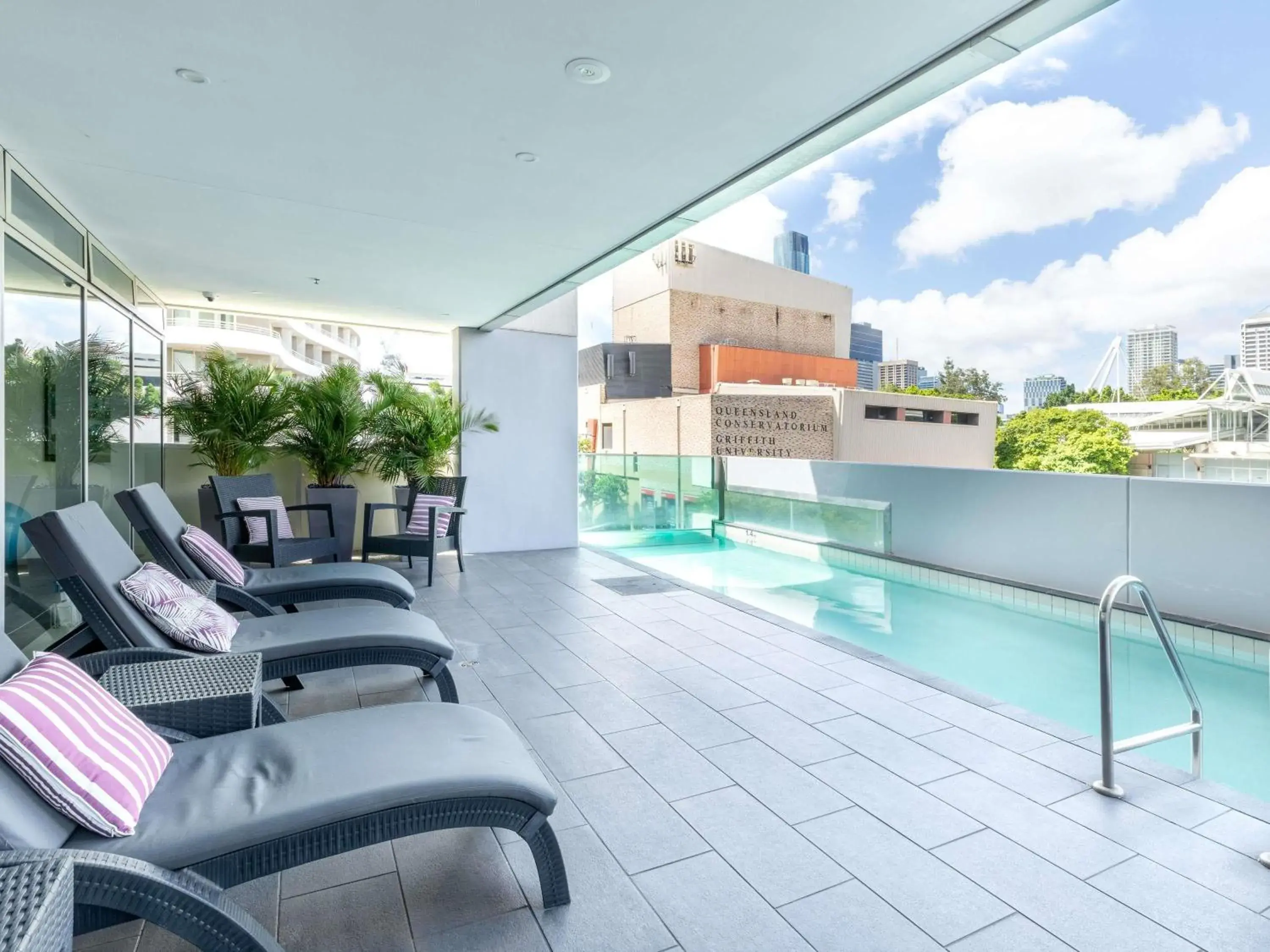 Pool view in Mantra South Bank Brisbane Pool view in Mantra South Bank Brisbane