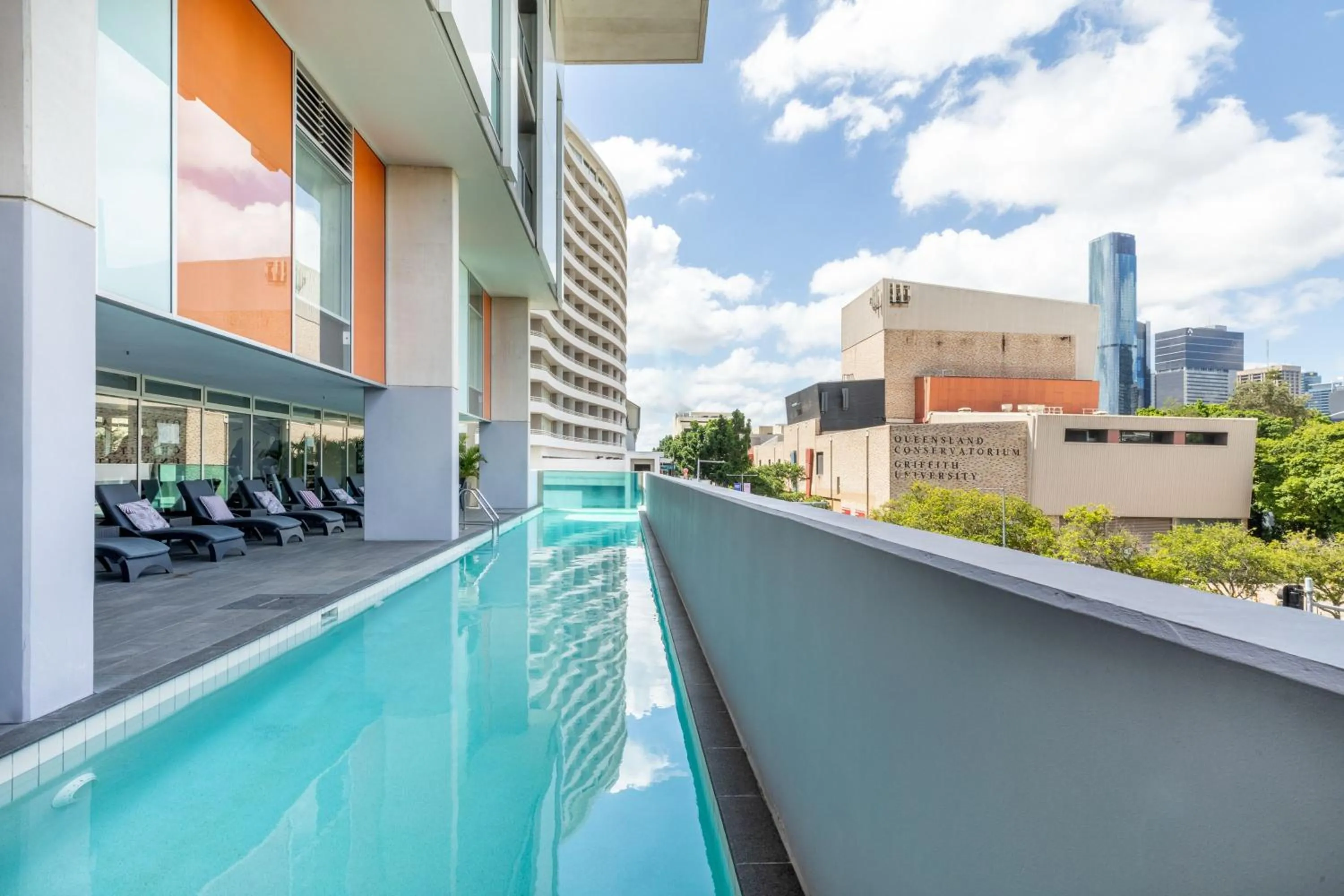 Swimming pool in Mantra South Bank Brisbane