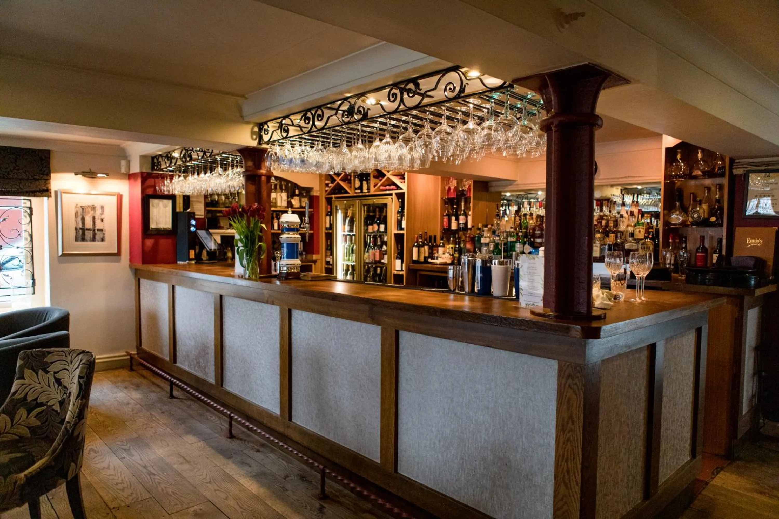 Lounge or bar in Ennios Boutique Hotel